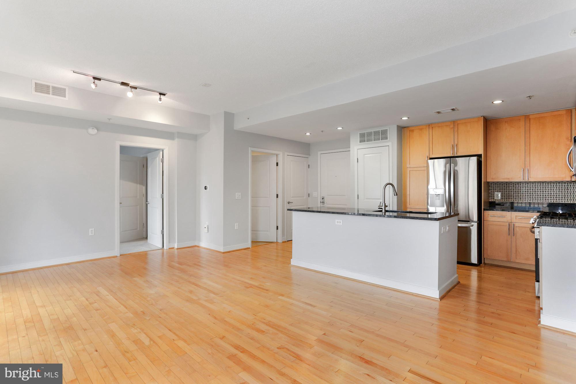 ARLINGTON - Residential