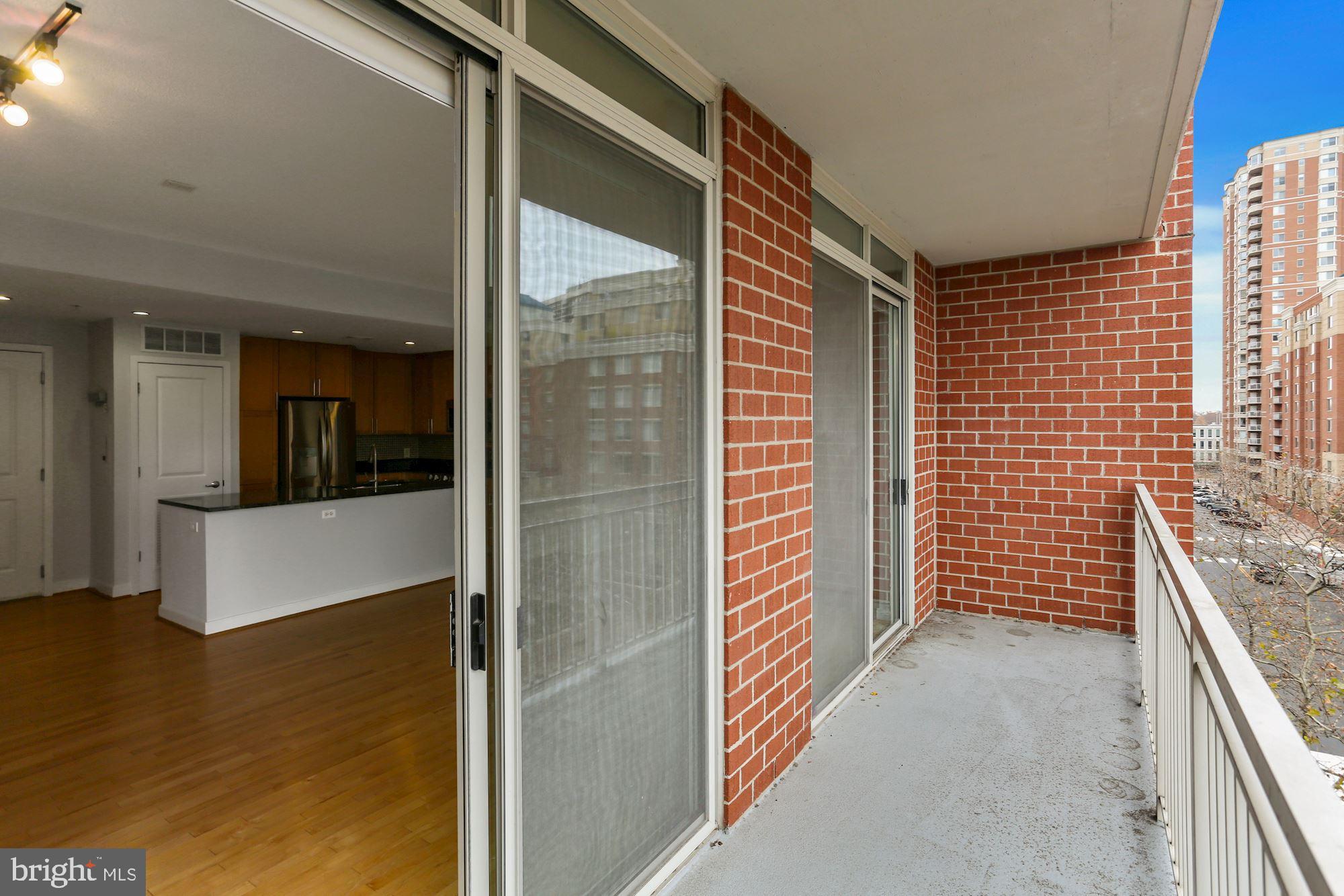 ARLINGTON - Residential