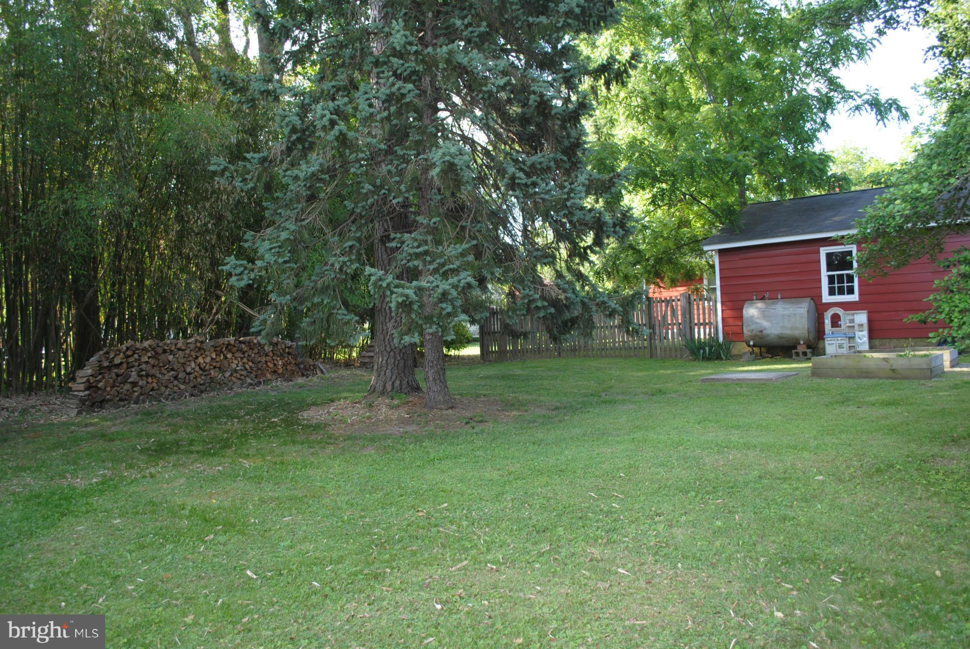 TOWN CREEK - Residential Lease