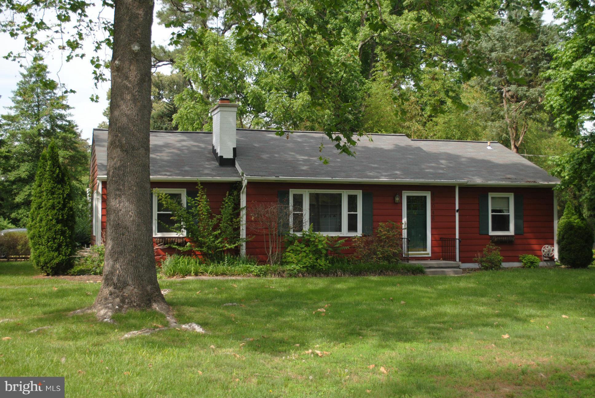 TOWN CREEK - Residential Lease