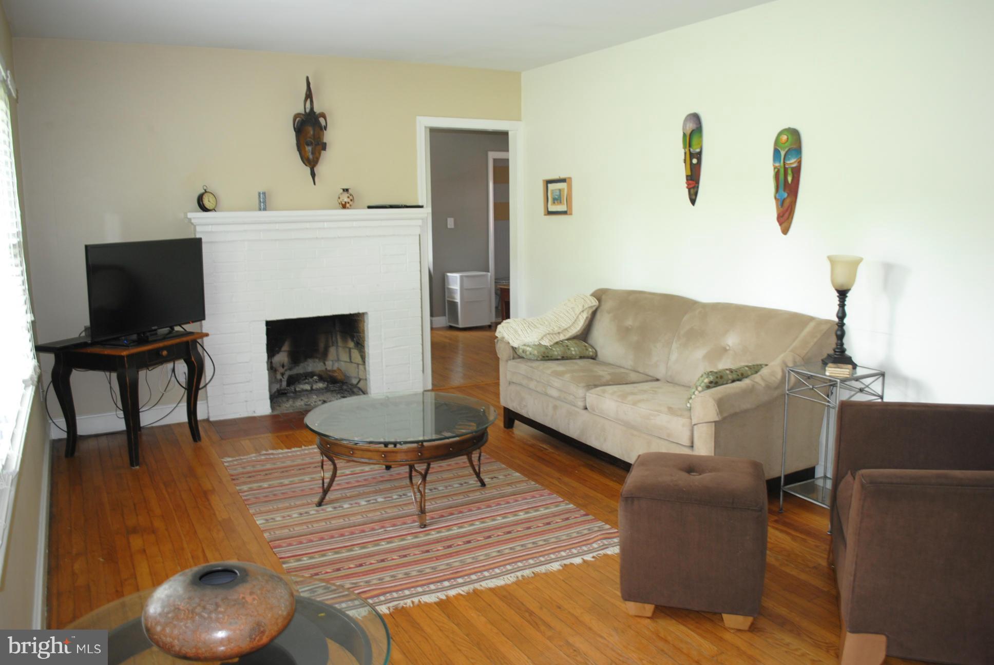 TOWN CREEK - Residential Lease