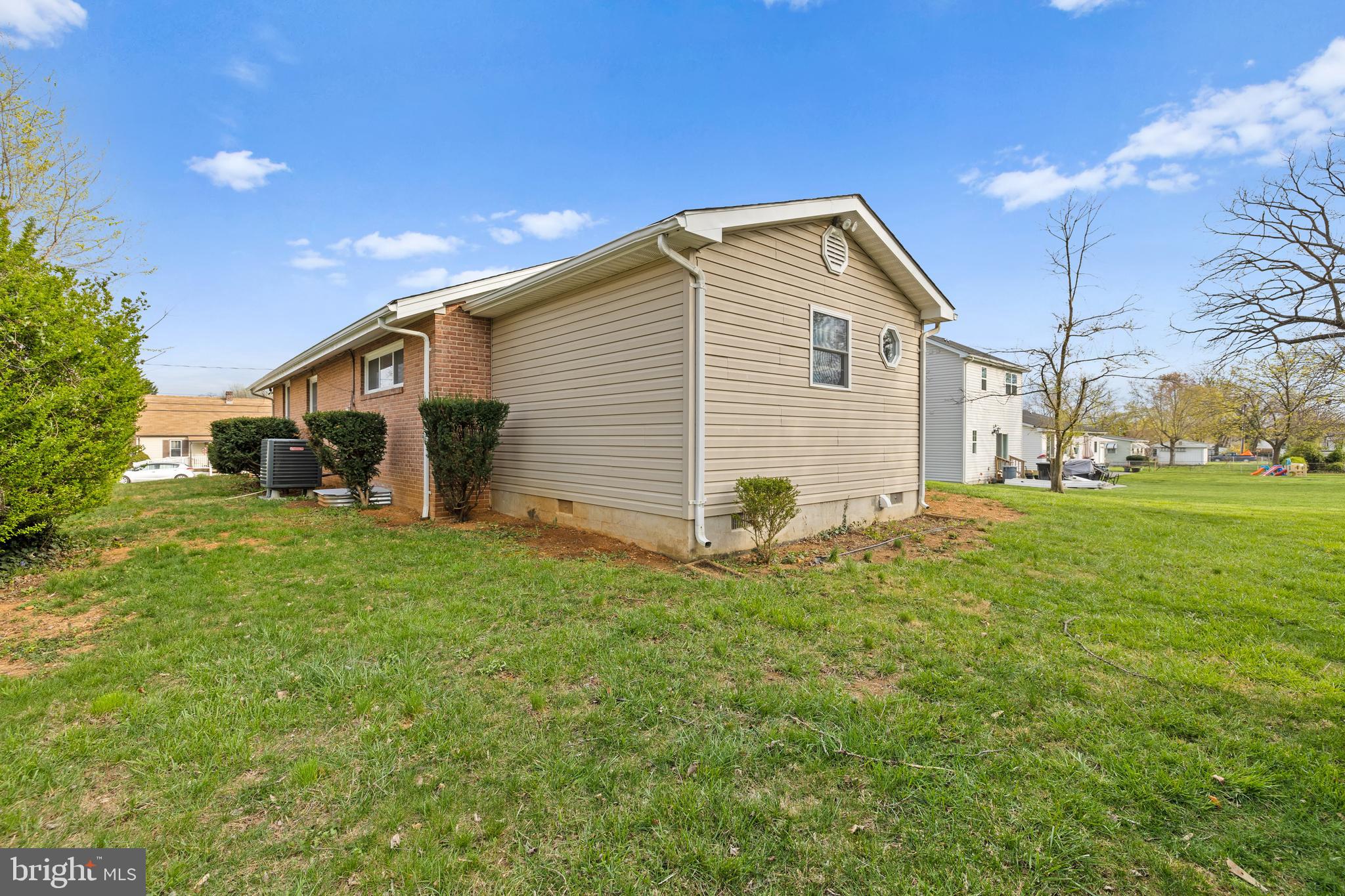 SHAWNEE HEIGHTS - Residential