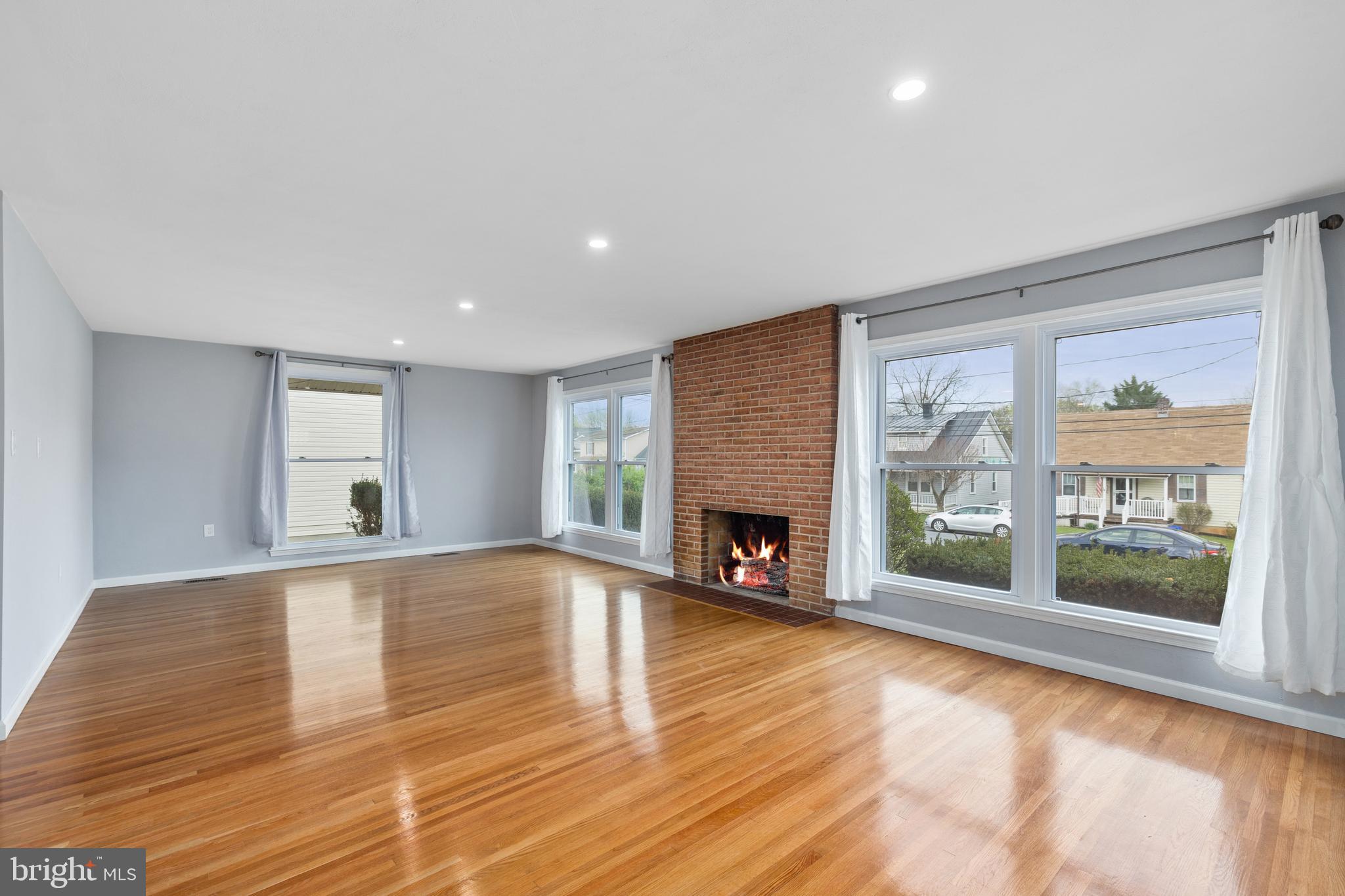 SHAWNEE HEIGHTS - Residential