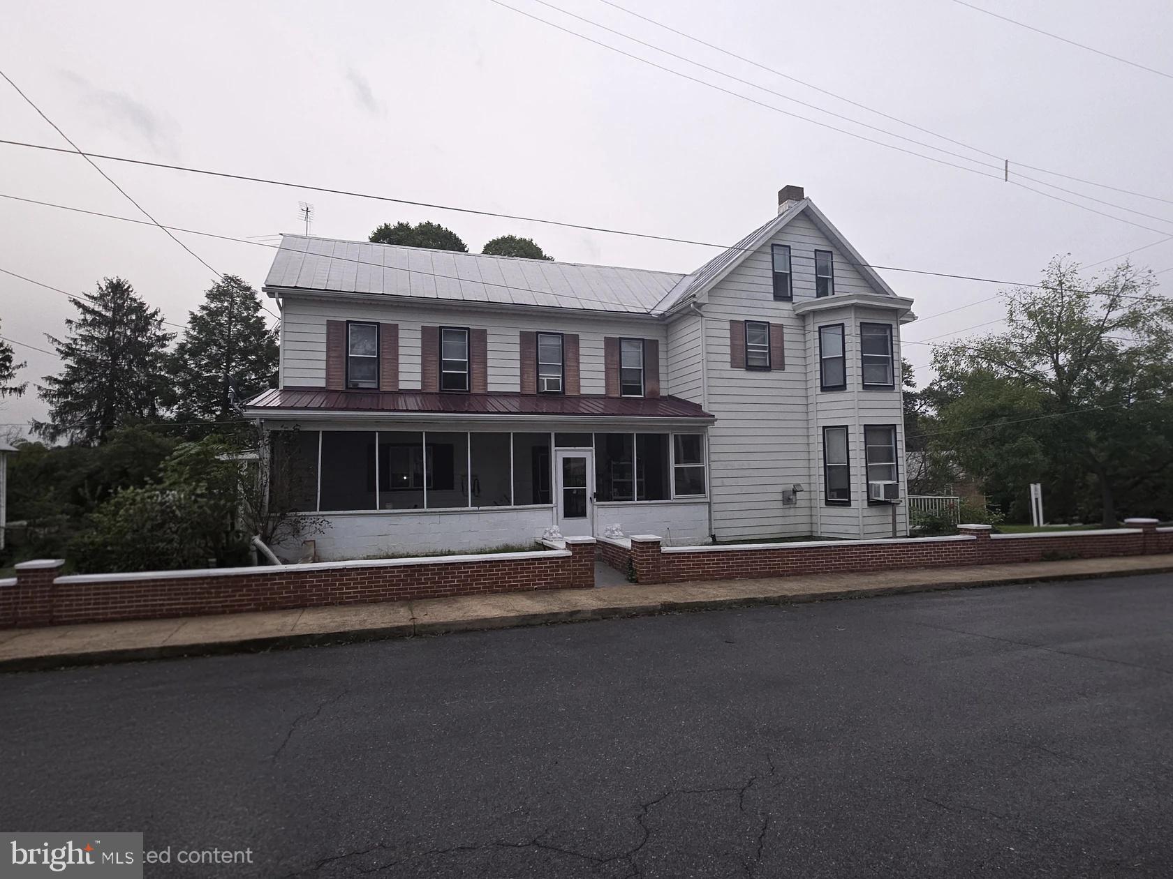 7 WALNUT STREET