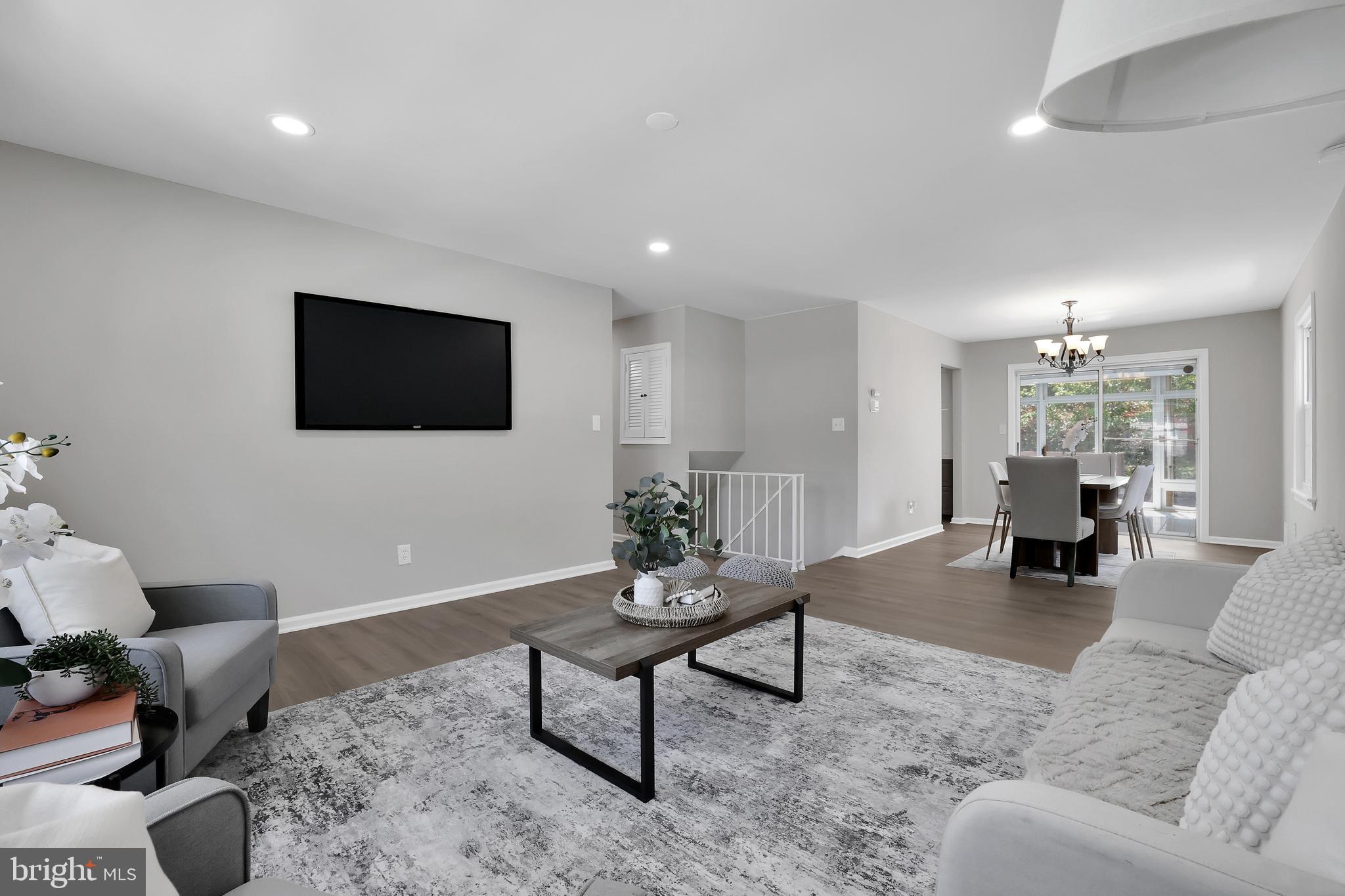 FOREST KNOLLS - Residential