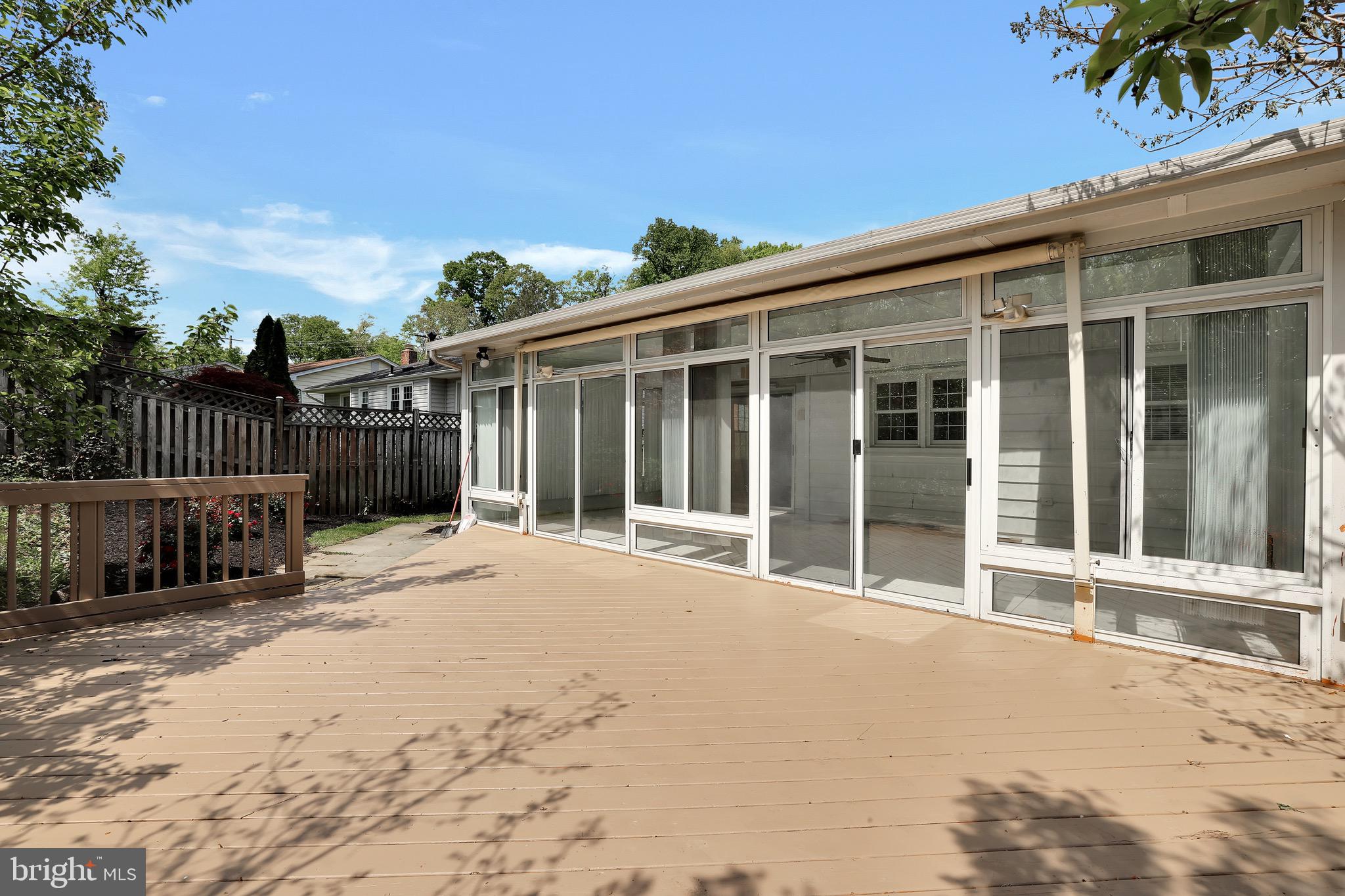 FOREST KNOLLS - Residential