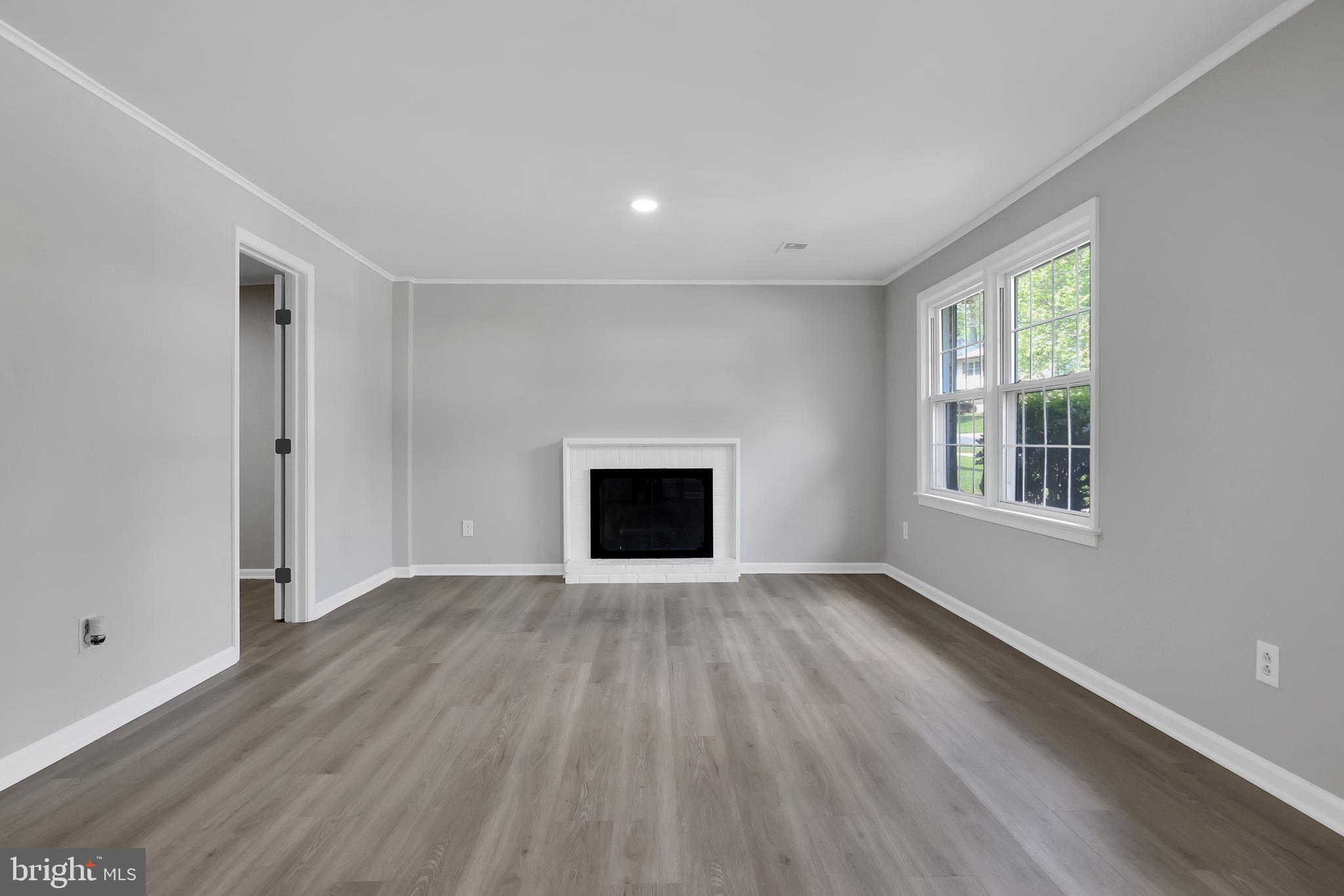 FOREST KNOLLS - Residential