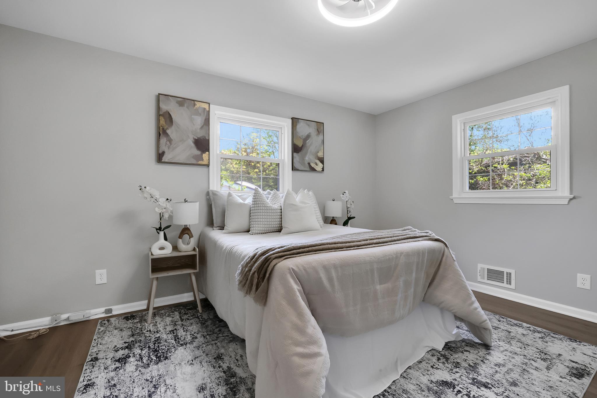 FOREST KNOLLS - Residential