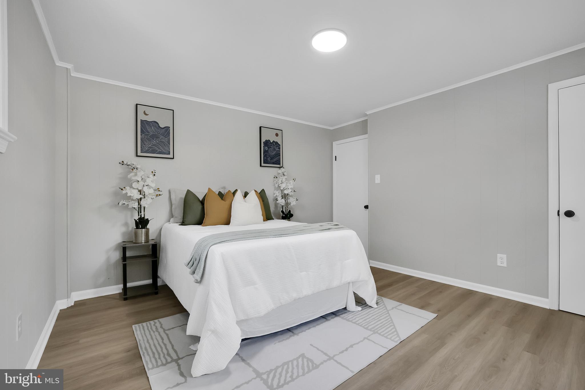 FOREST KNOLLS - Residential
