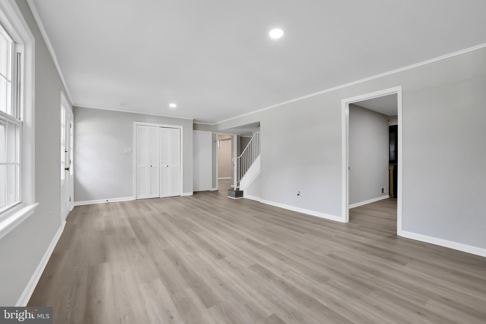 FOREST KNOLLS - Residential