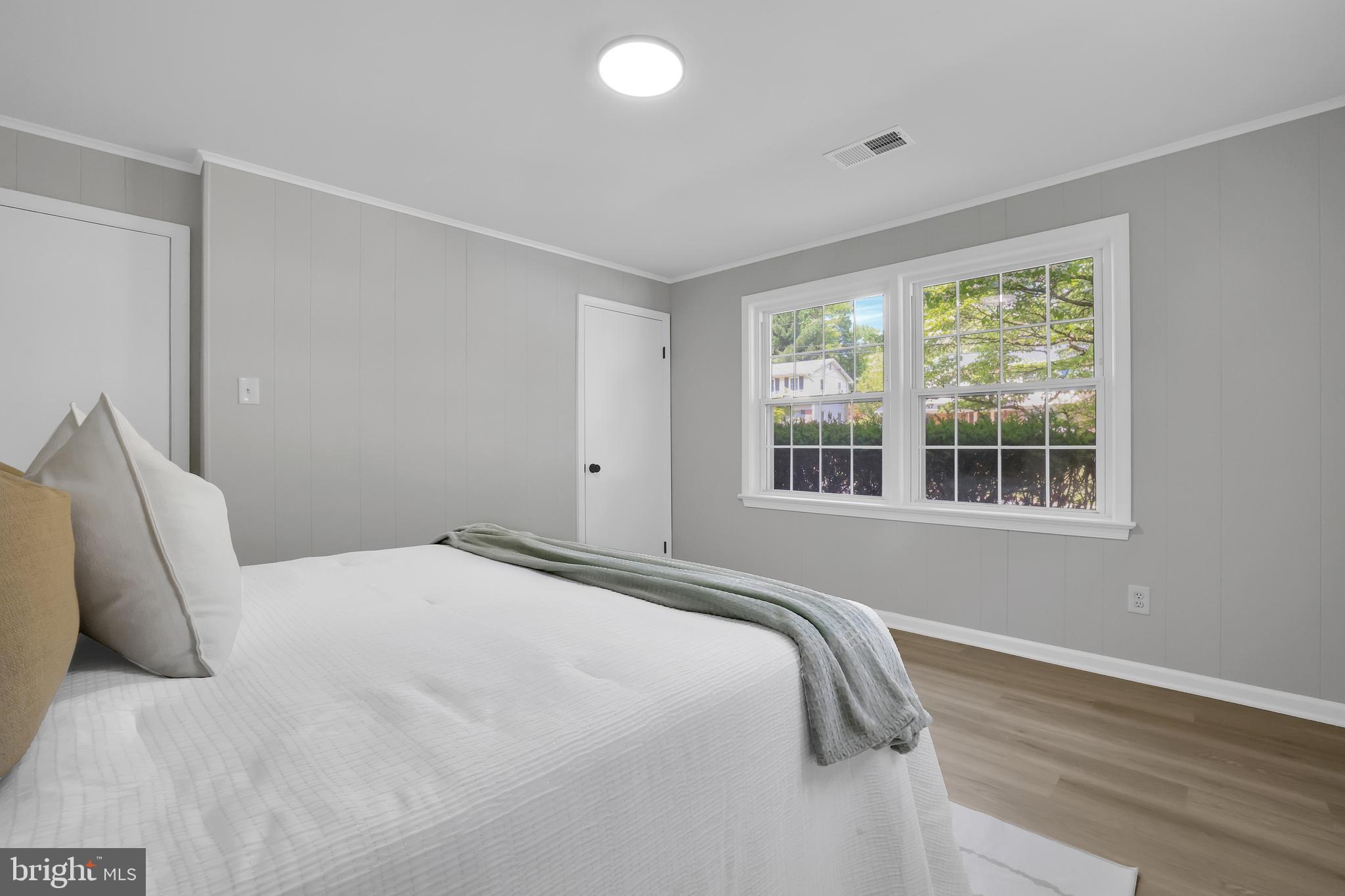 FOREST KNOLLS - Residential
