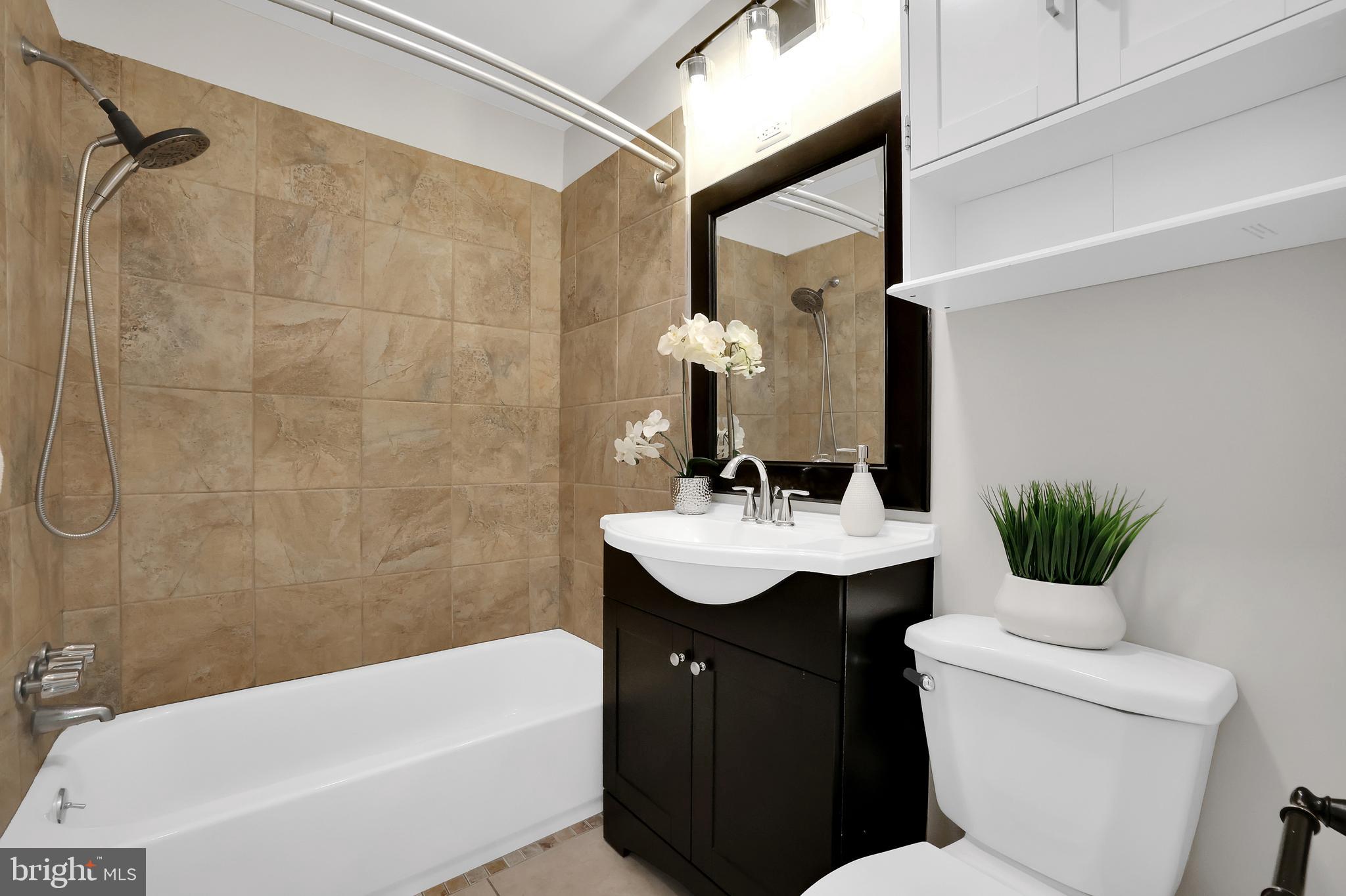 FOREST KNOLLS - Residential