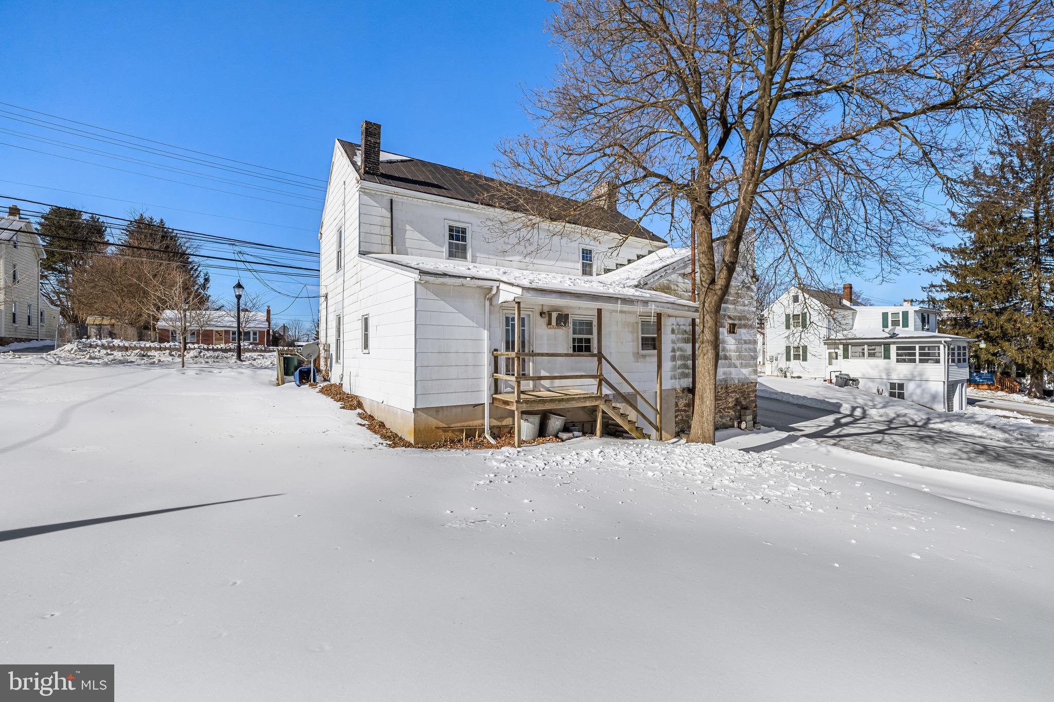 HAMPSTEAD - Residential