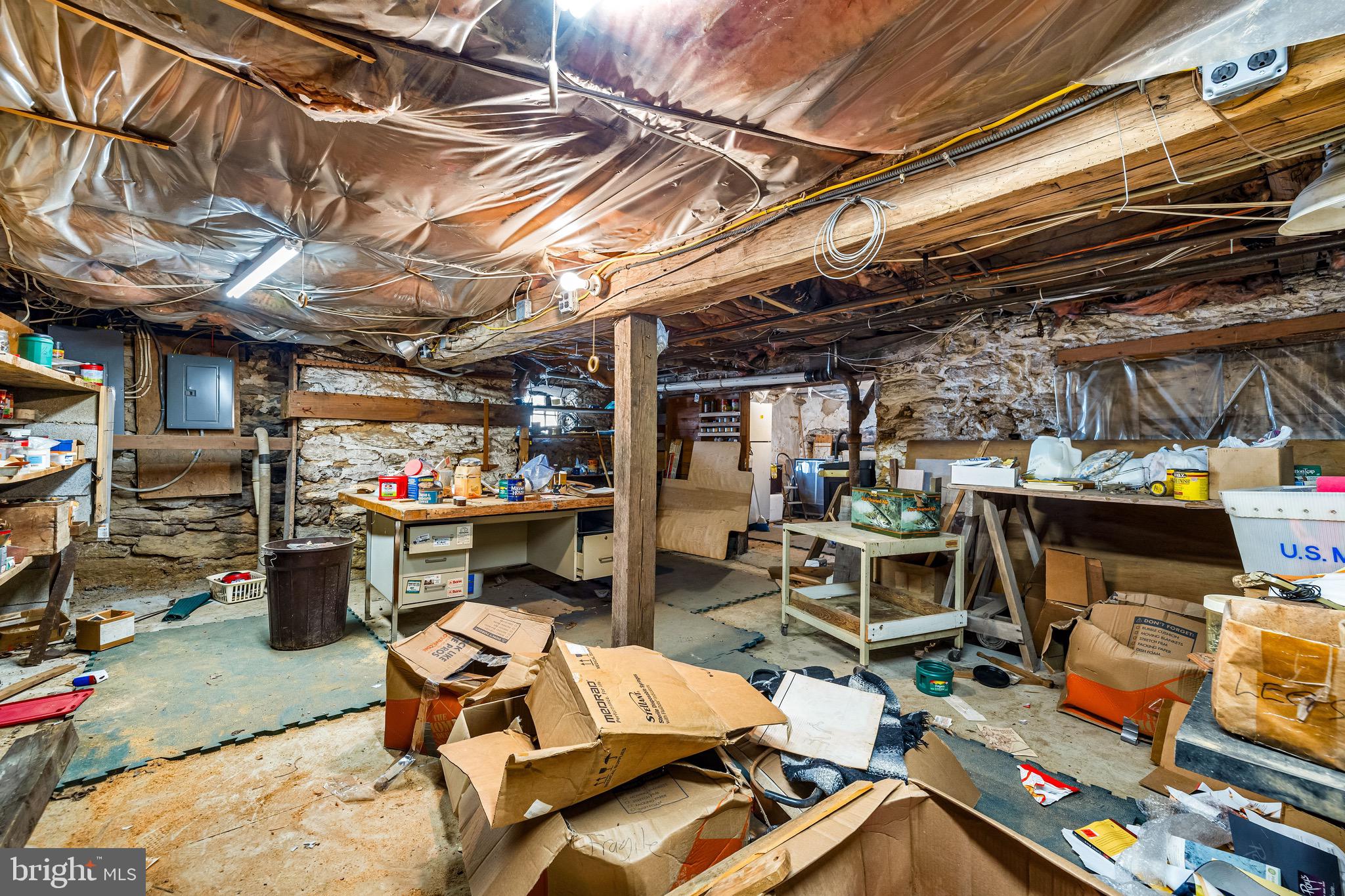 HAMPSTEAD - Residential