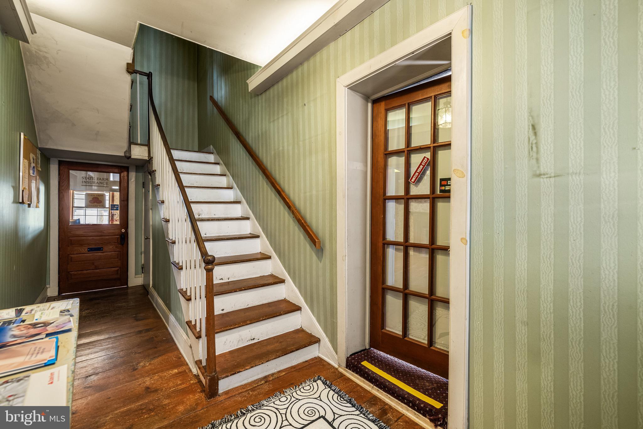 HAMPSTEAD - Residential