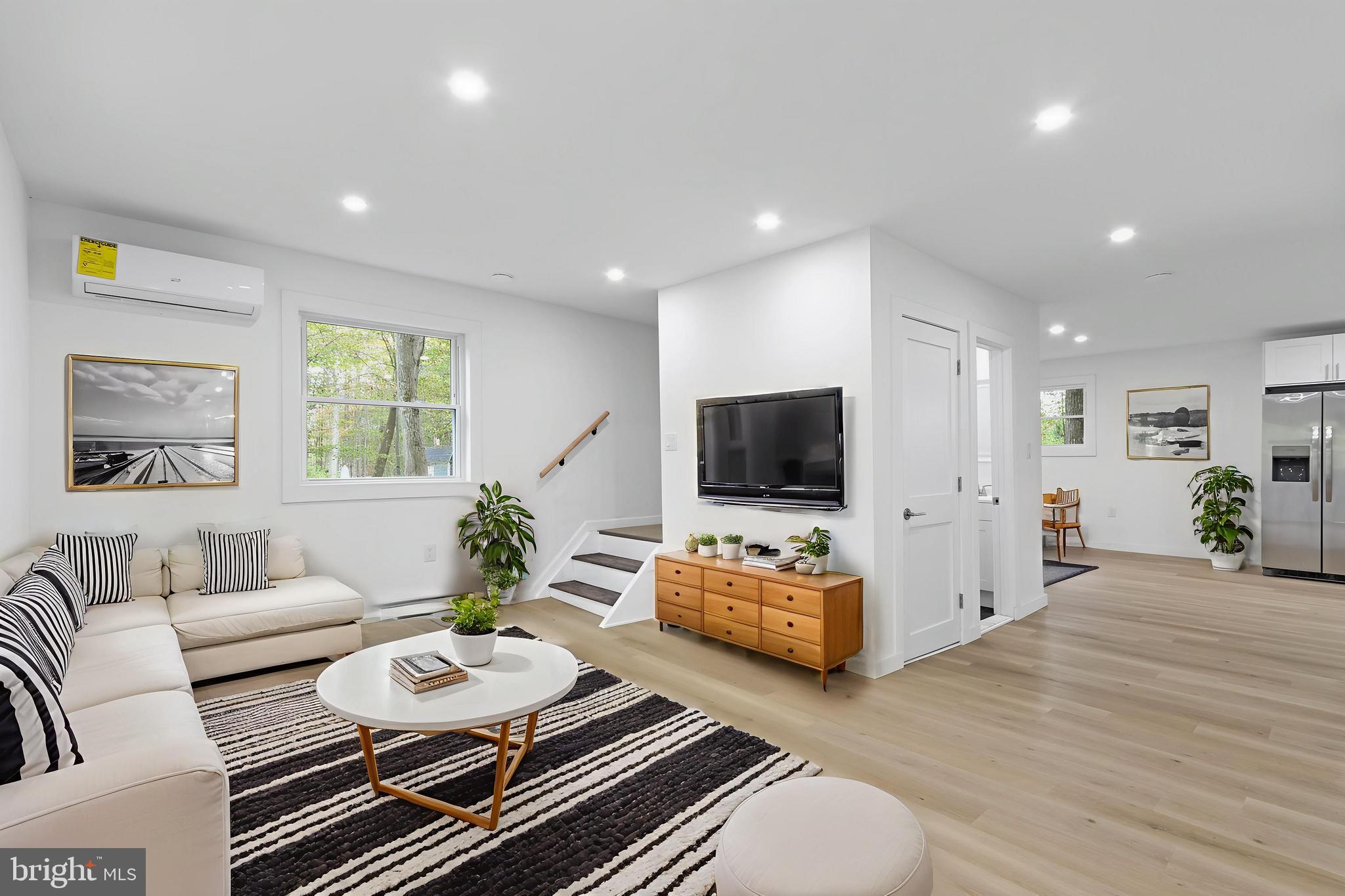 MUSHROOM FARMS - Residential