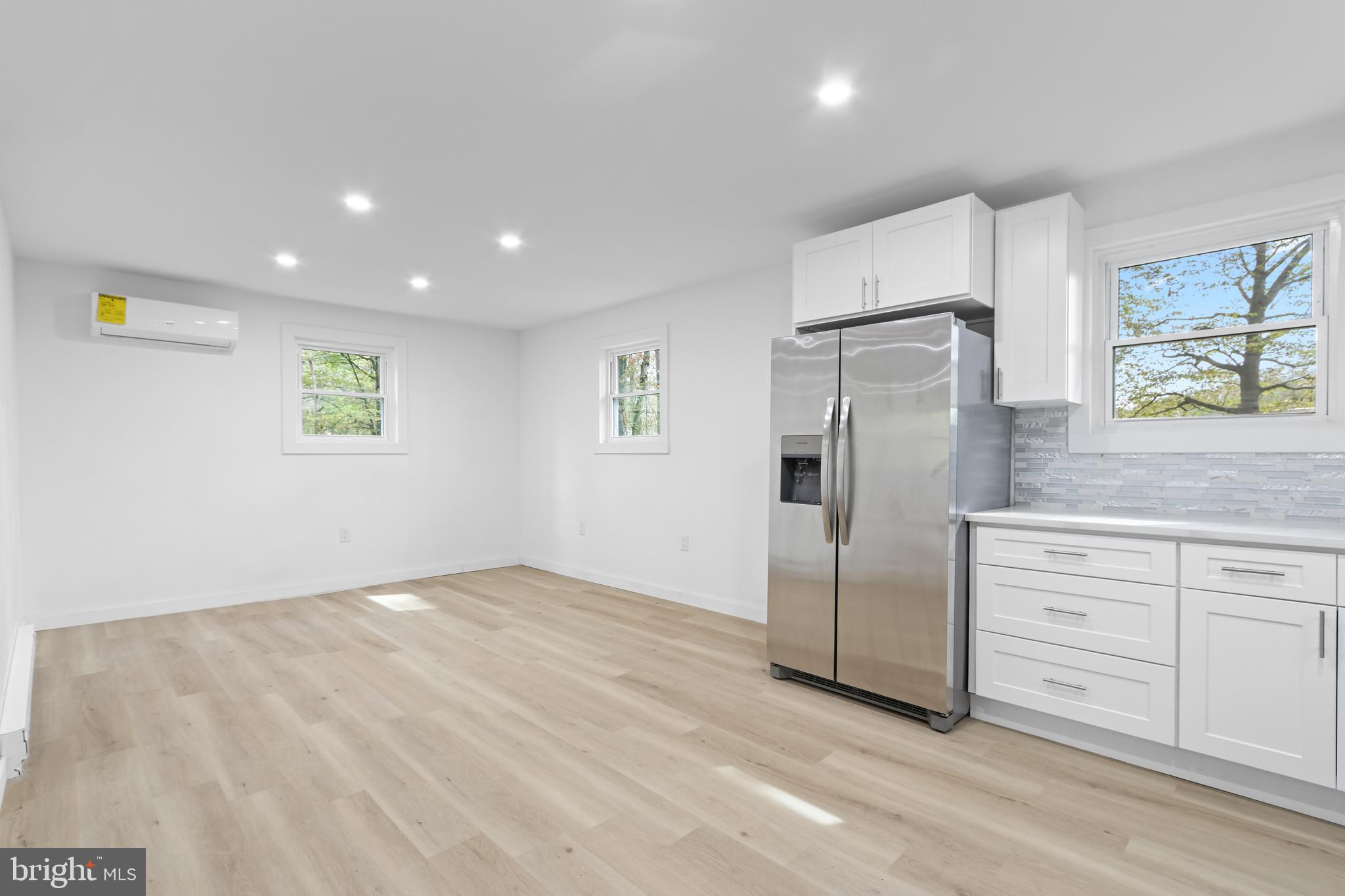 MUSHROOM FARMS - Residential