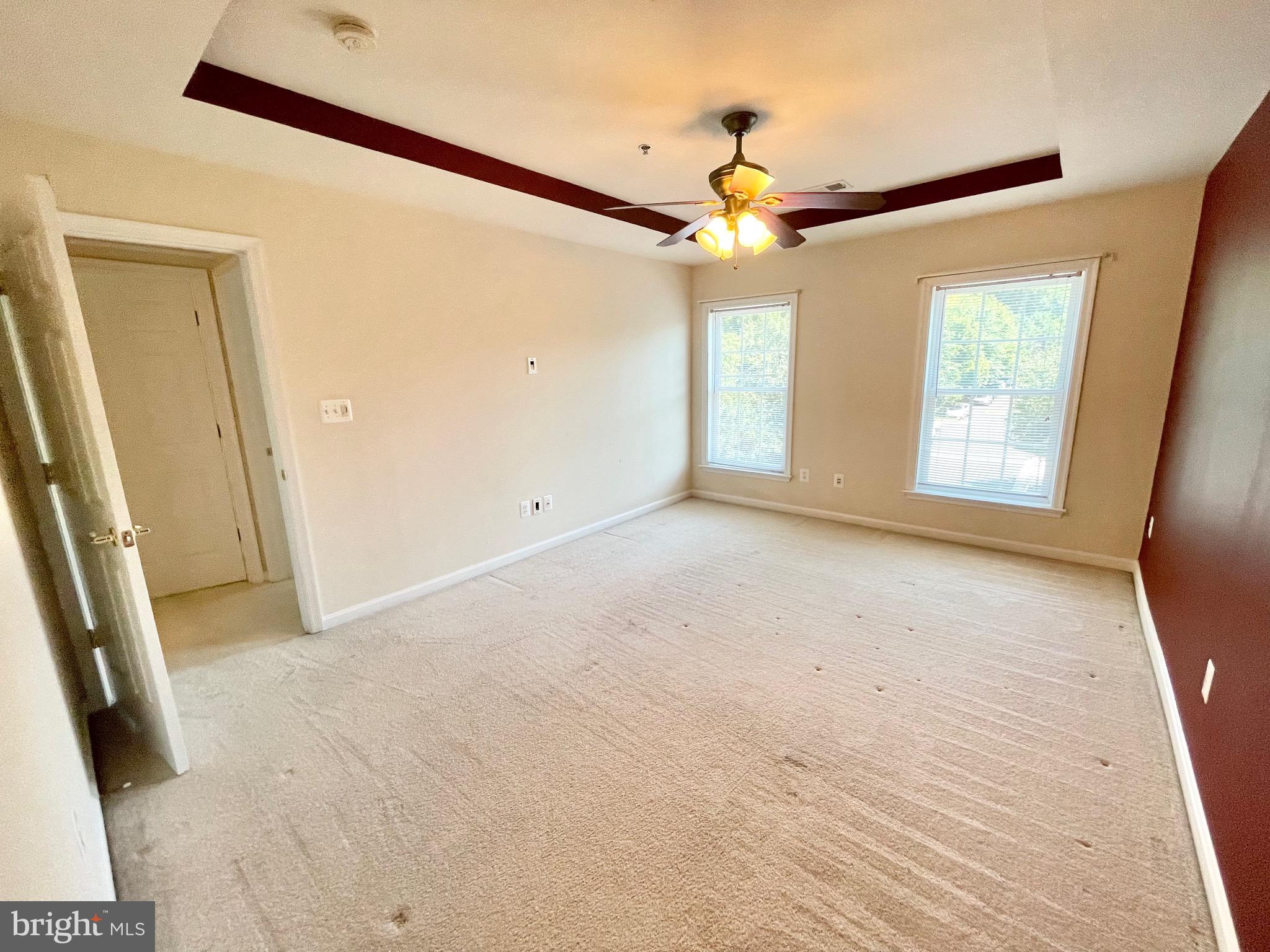 GROVETON WOODS - Residential Lease