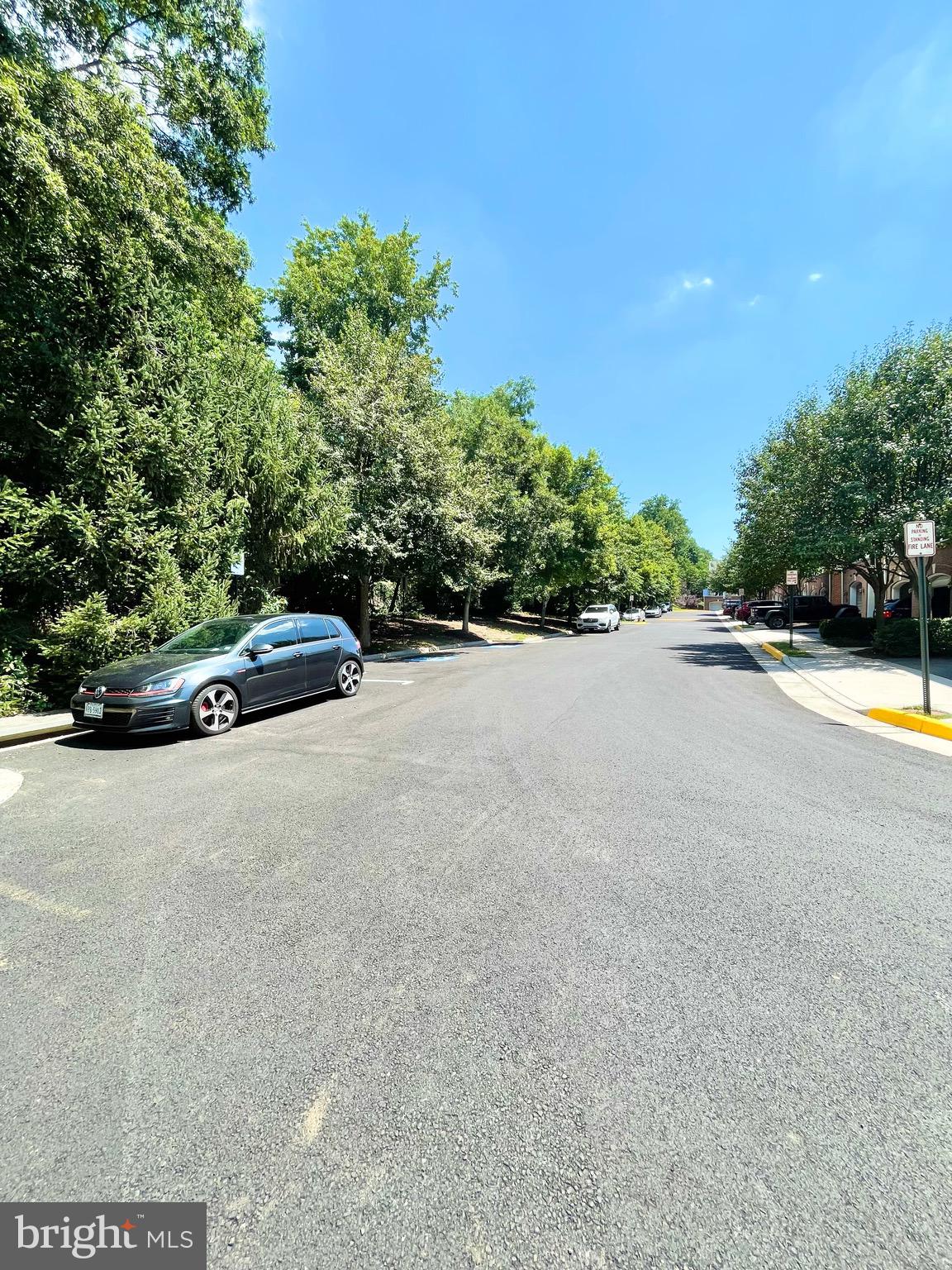 GROVETON WOODS - Residential Lease