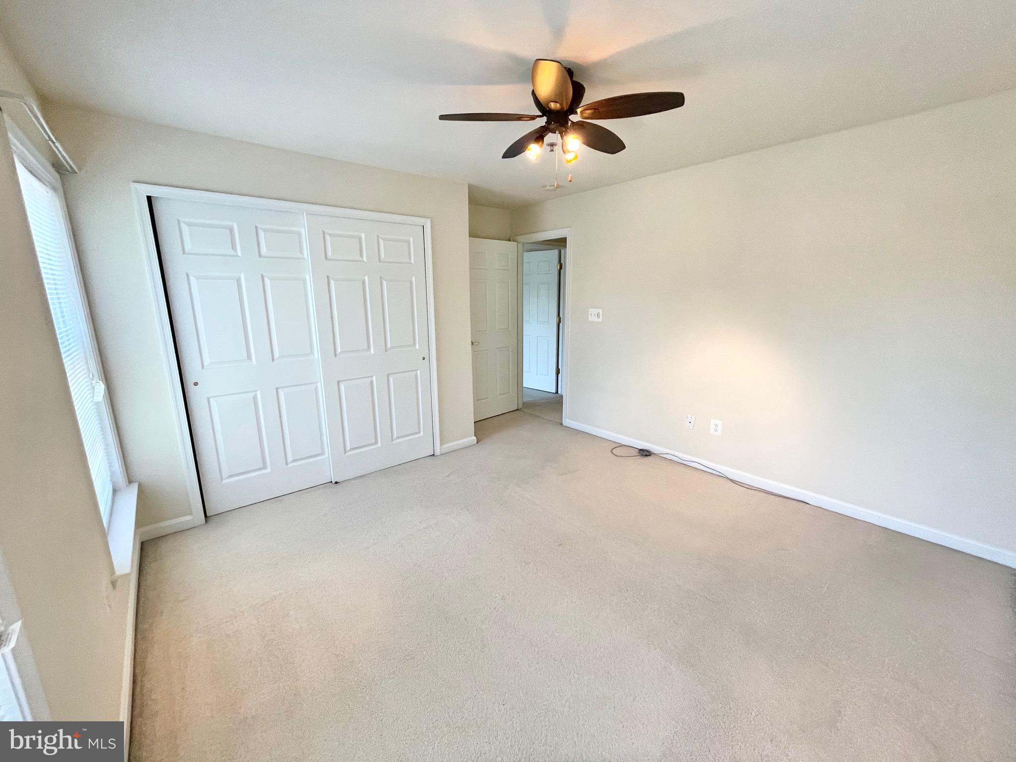 GROVETON WOODS - Residential Lease