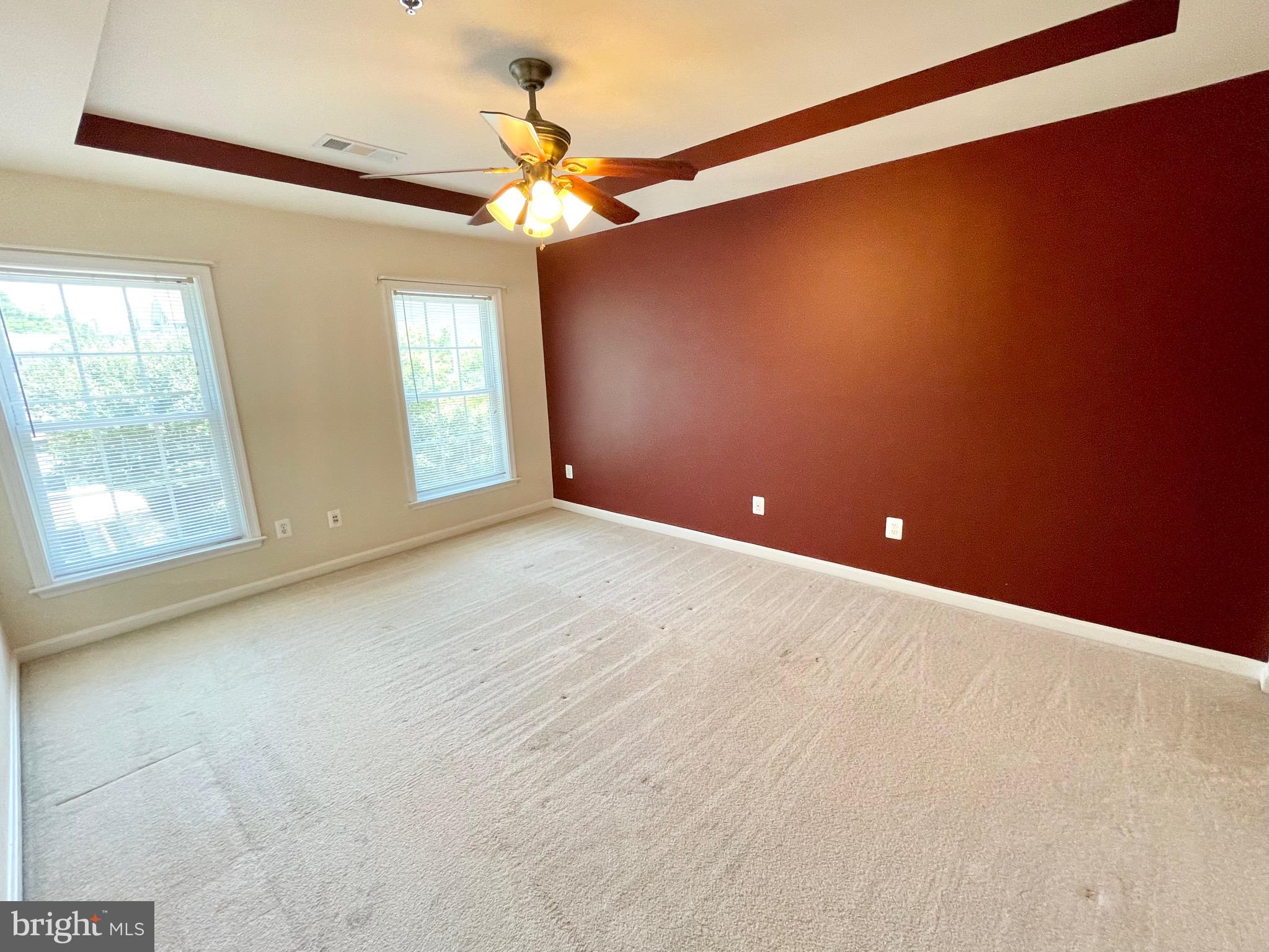 GROVETON WOODS - Residential Lease