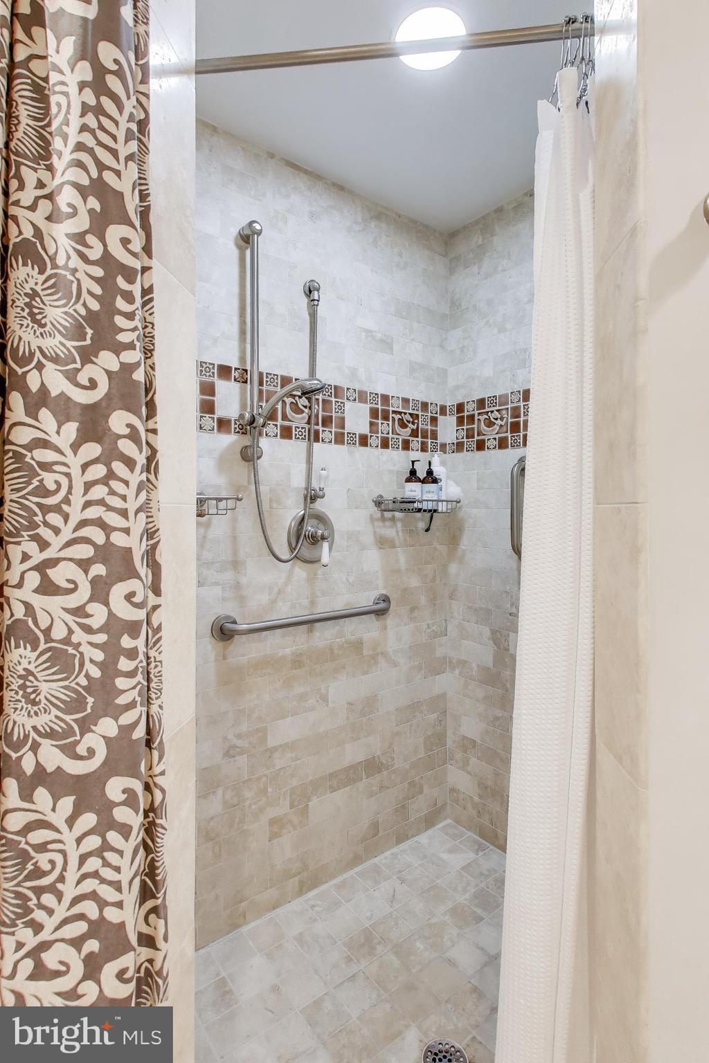 EDGEMOOR - Residential