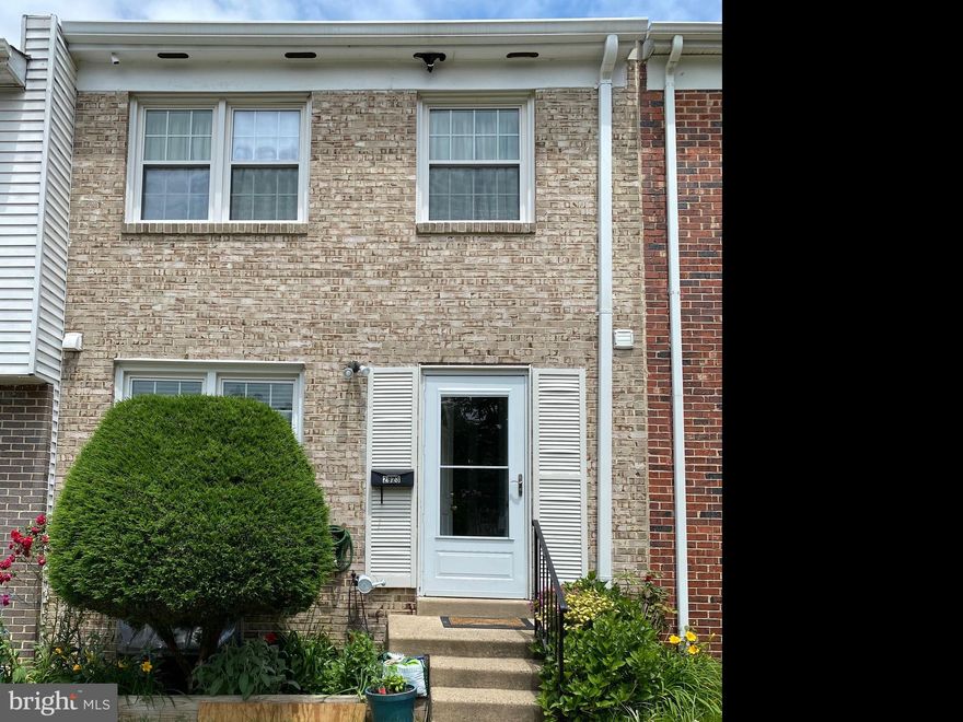 Very Cozy, Well Maintained, Roof 1 year old, very good  high quality Windows, AC and Furnace less than 7 years old, property is in an excellent condition. Location and close to everything, do not miss this opportunity to own a nice and well keep property. Washer and Dryer DO NOT CONVEY.