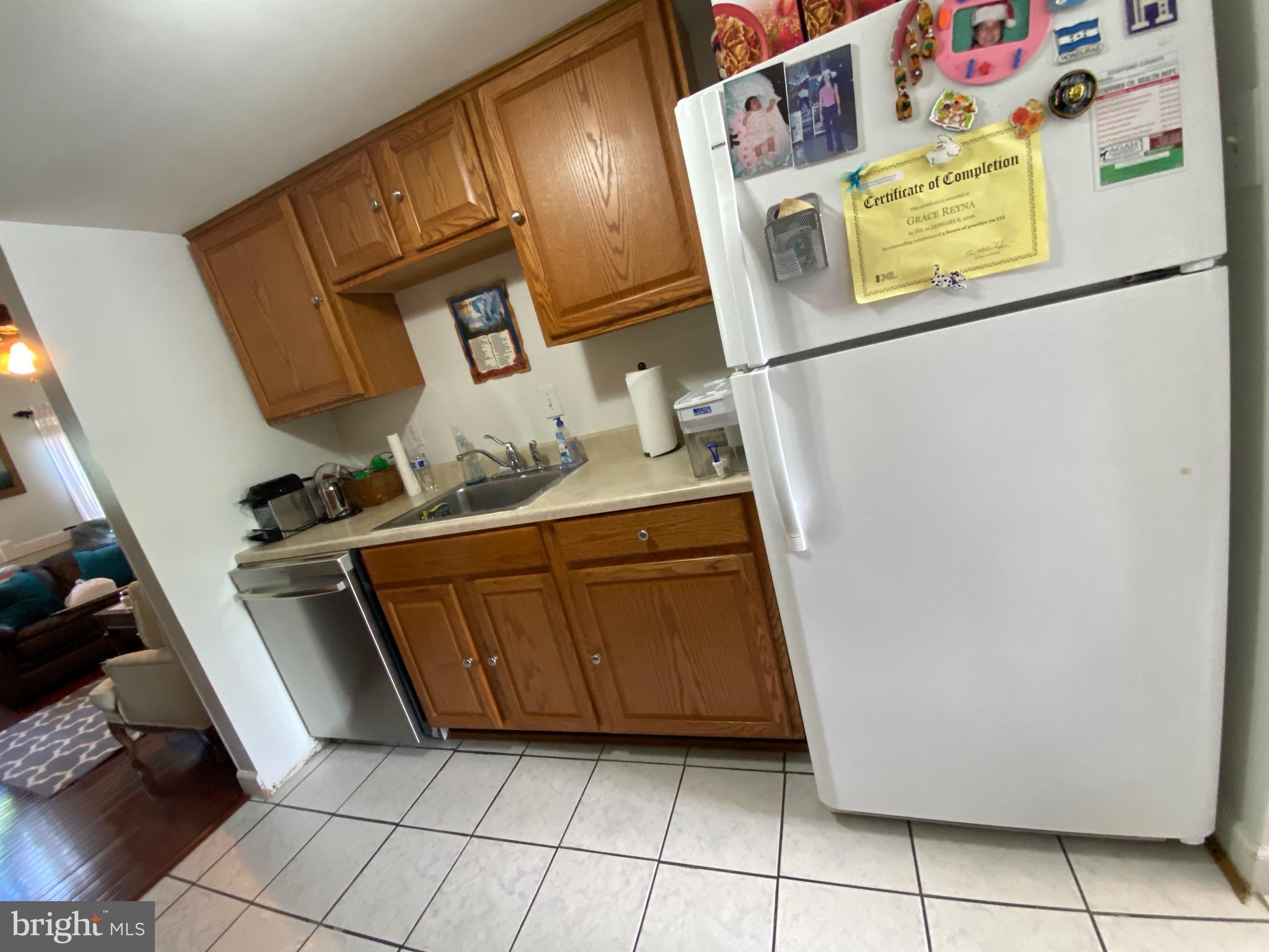 VILLAGE GATE - Residential