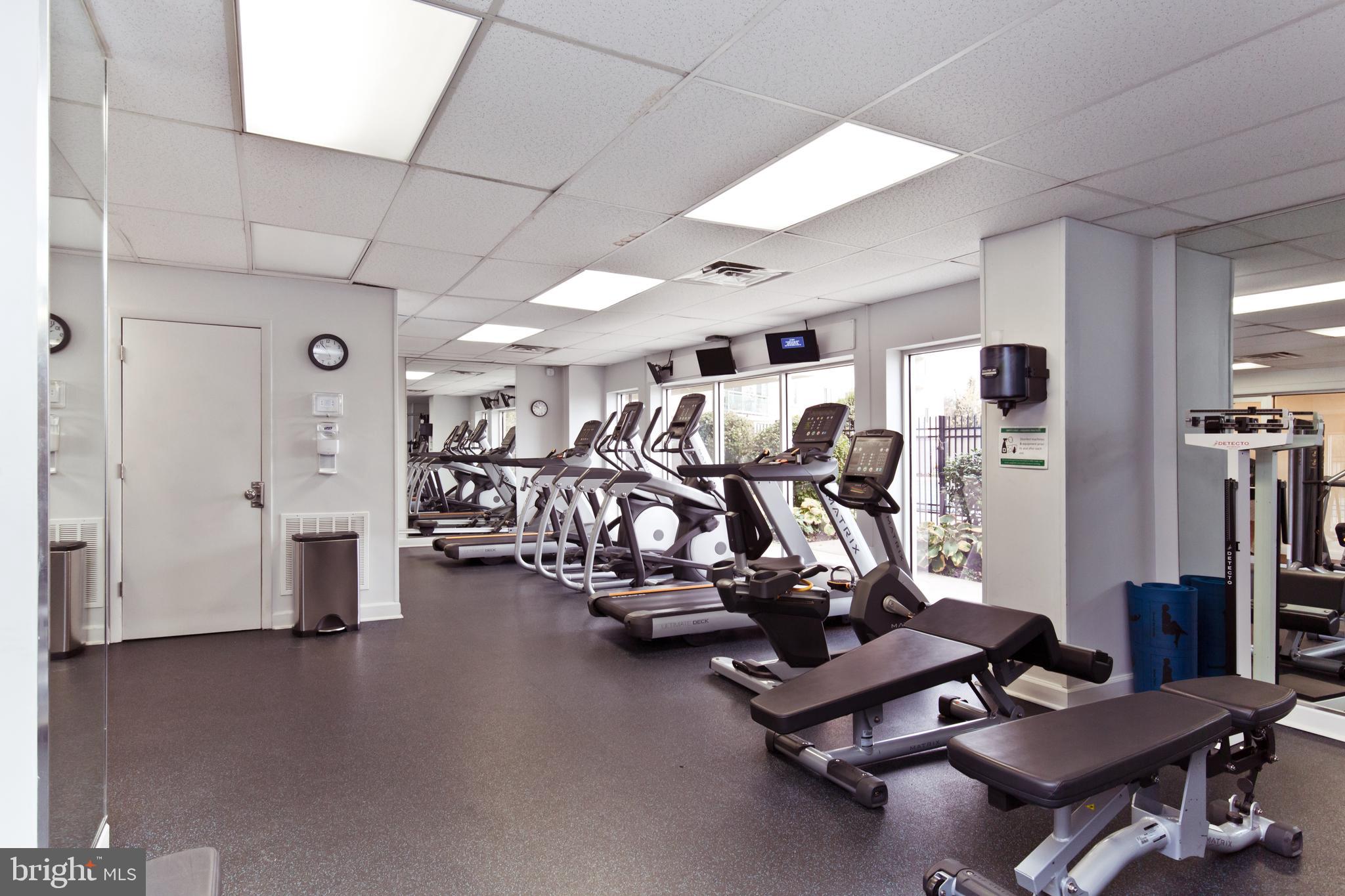 MARINA TOWERS - Residential Lease