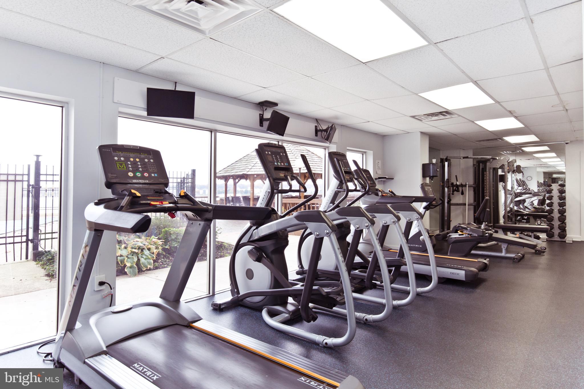 MARINA TOWERS - Residential Lease