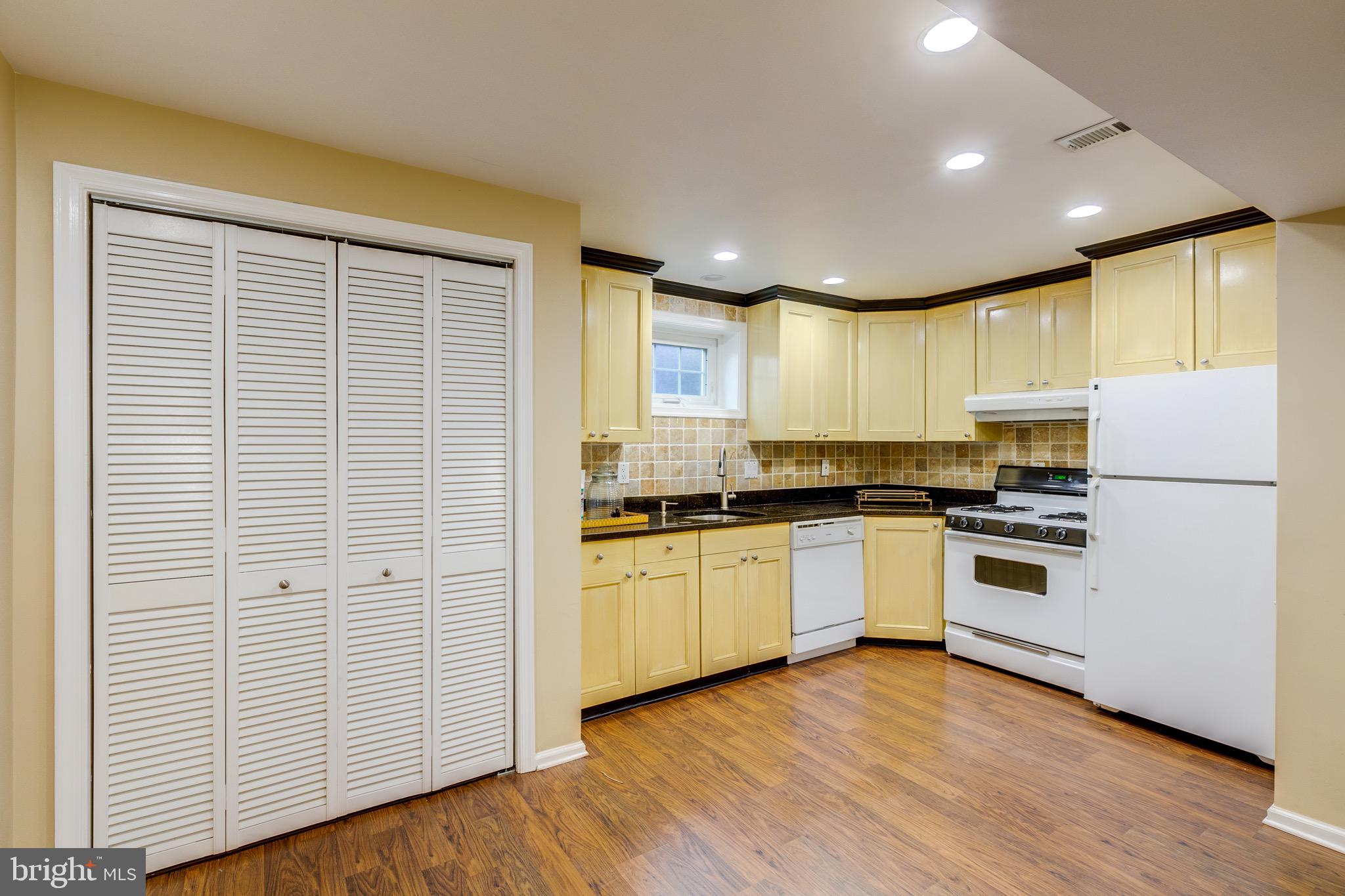 NAUCK - Residential Lease