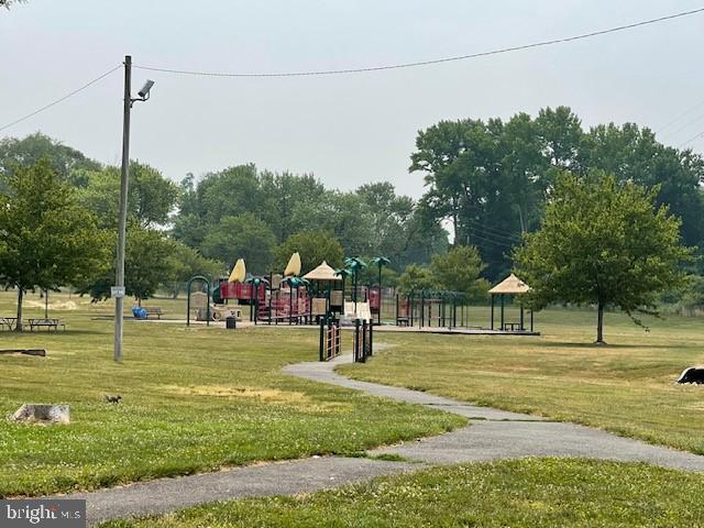 WILLOUGHBY BEACH - Residential