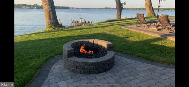 WILLOUGHBY BEACH - Residential