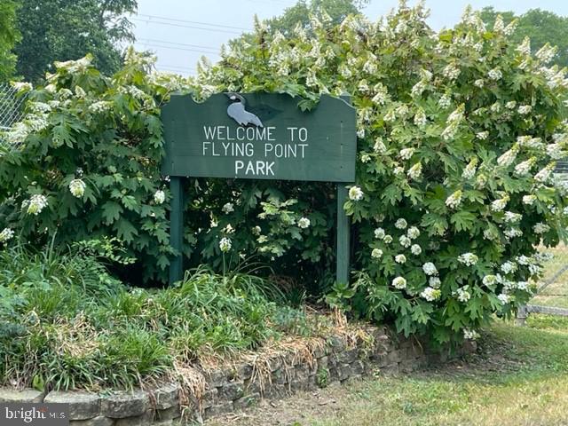 WILLOUGHBY BEACH - Residential