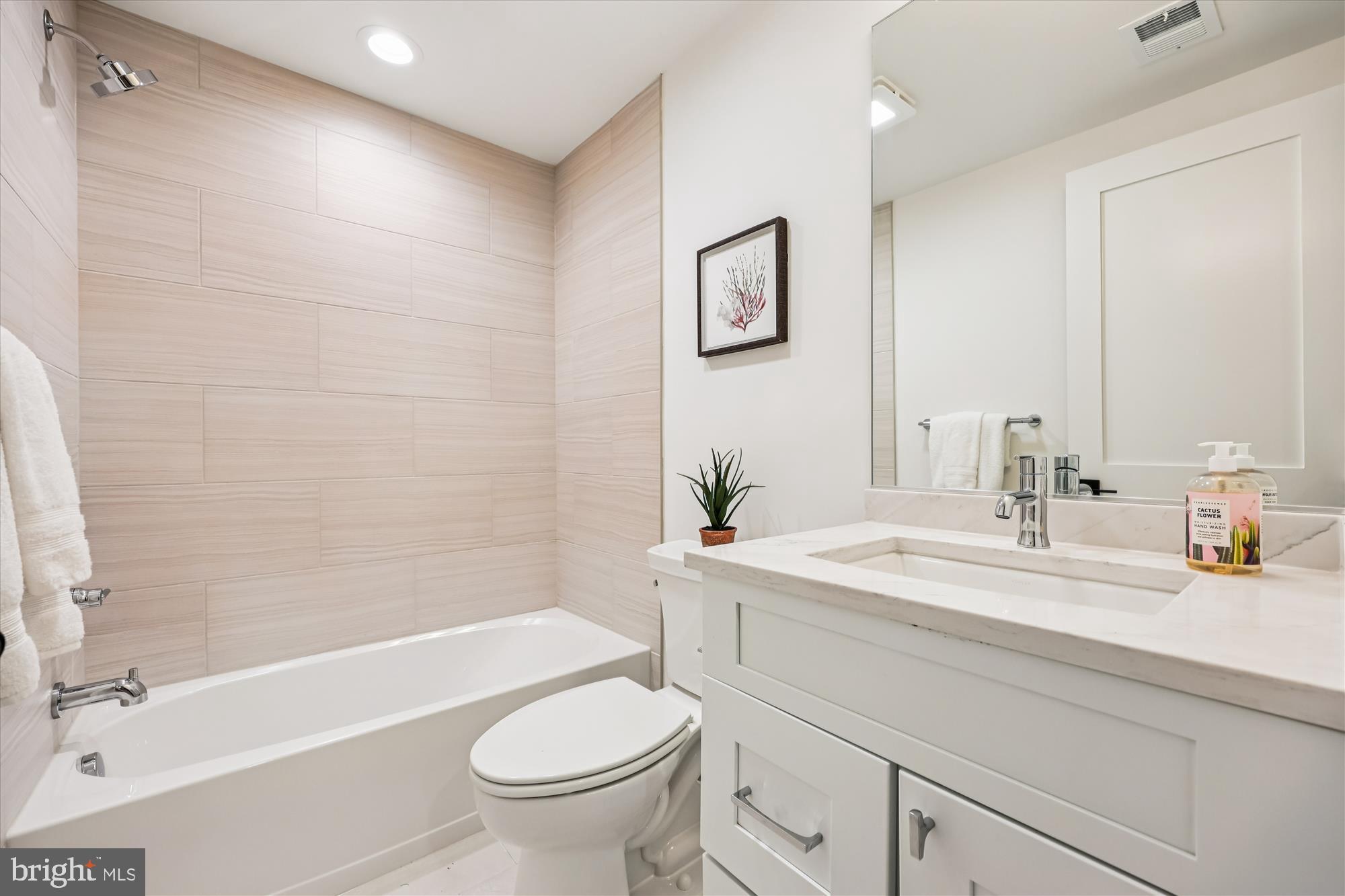 EDGEWOOD - Residential