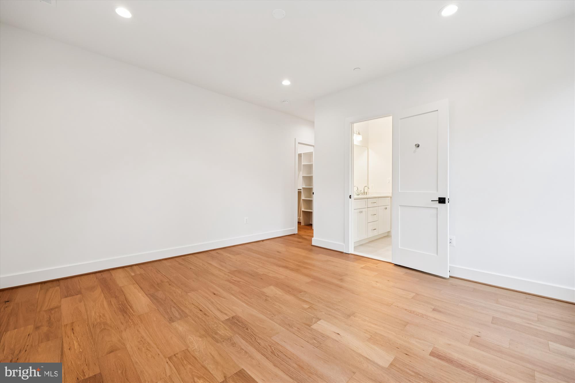 EDGEWOOD - Residential