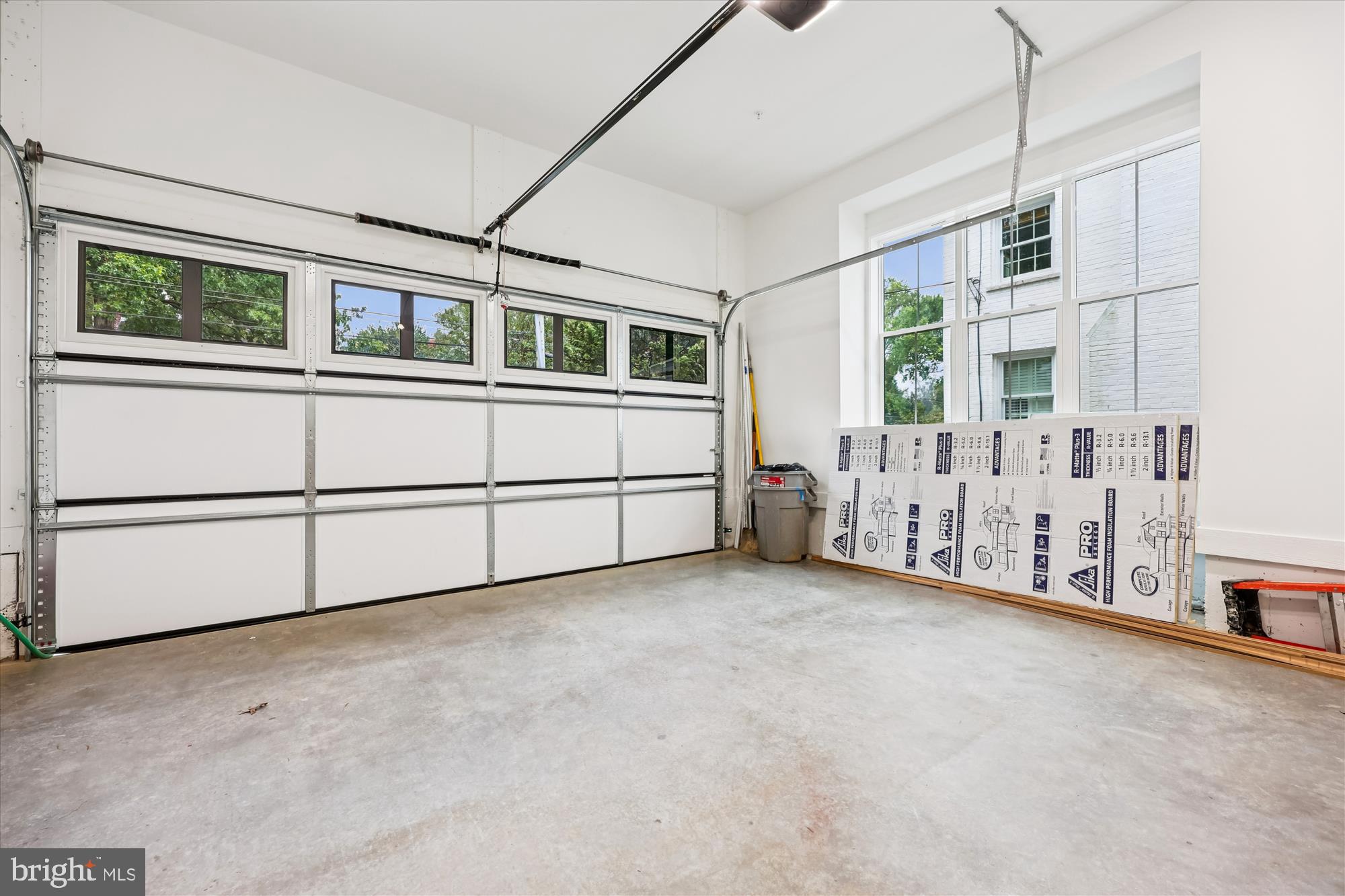 EDGEWOOD - Residential