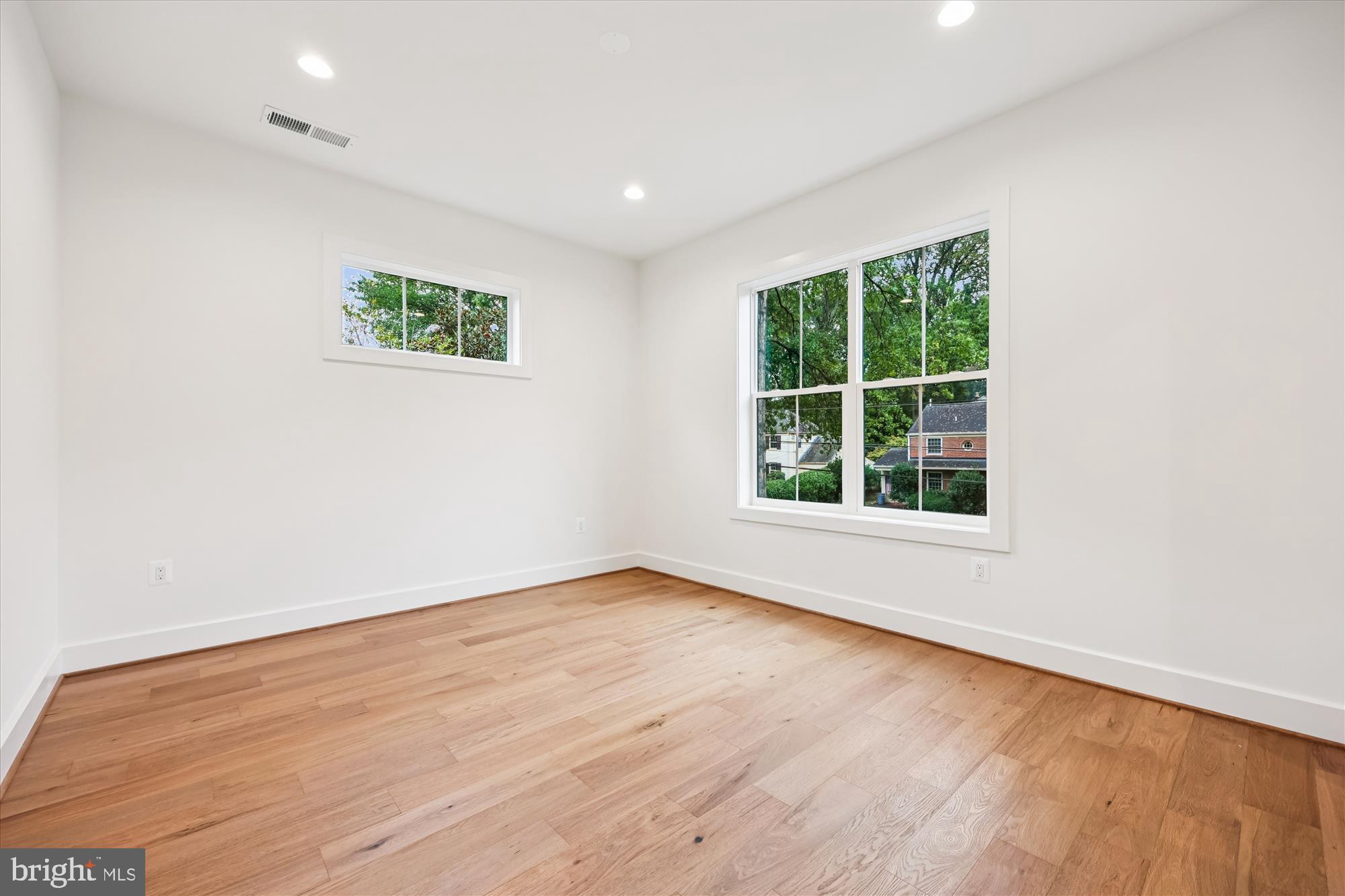 EDGEWOOD - Residential