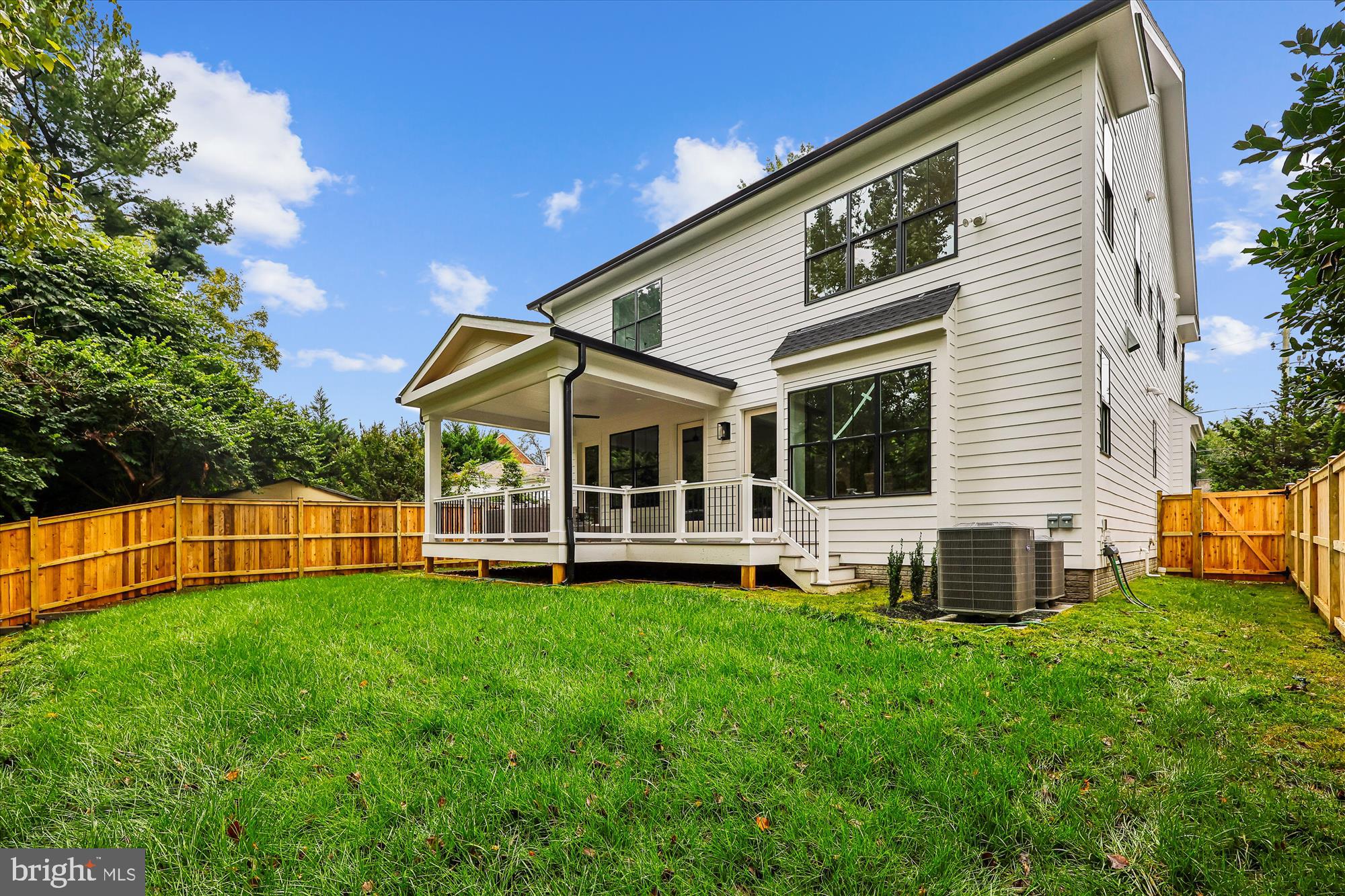 EDGEWOOD - Residential