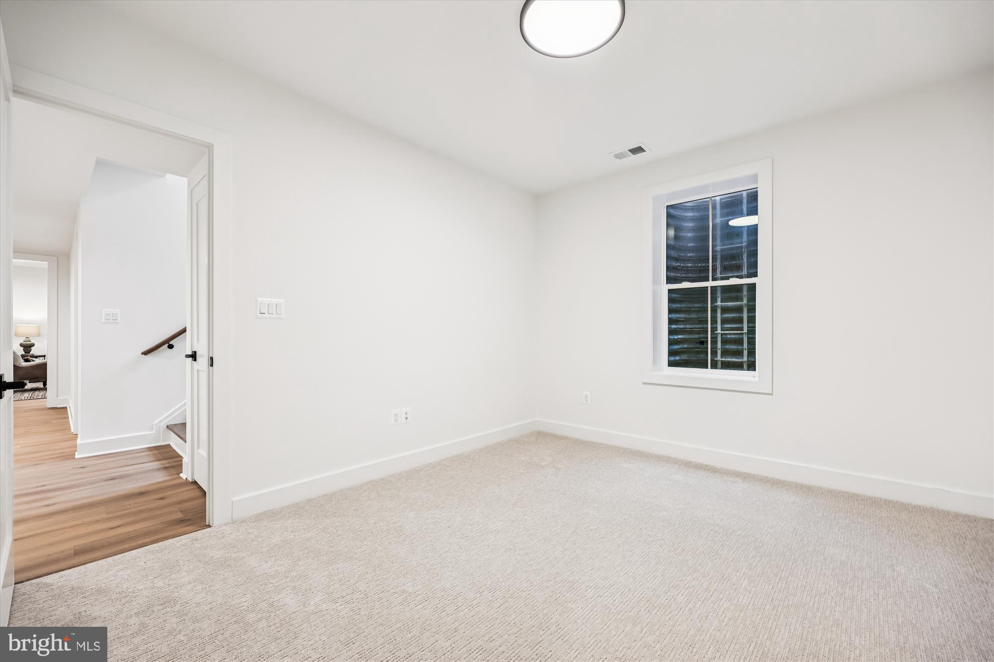 EDGEWOOD - Residential