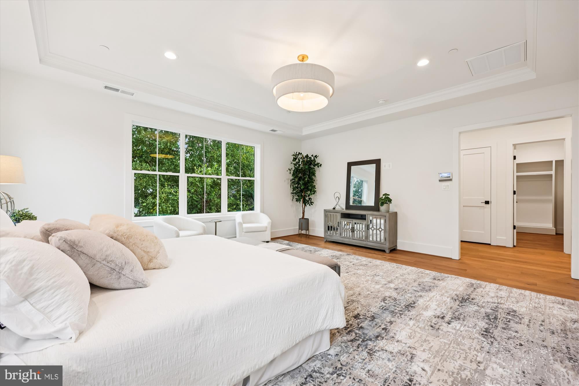 EDGEWOOD - Residential