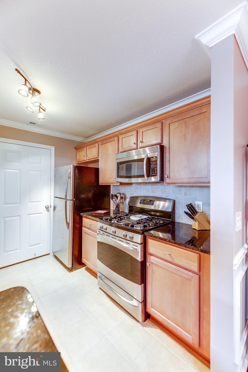 WESTCHESTER AT STRATFORD - Residential