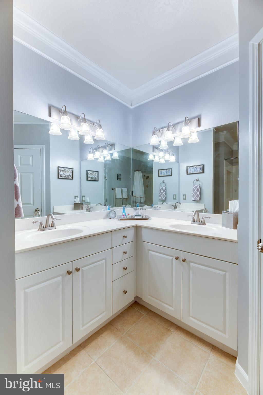 WESTCHESTER AT STRATFORD - Residential