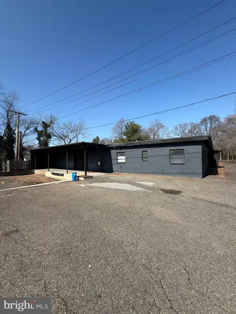 MLS: NJBL2108220