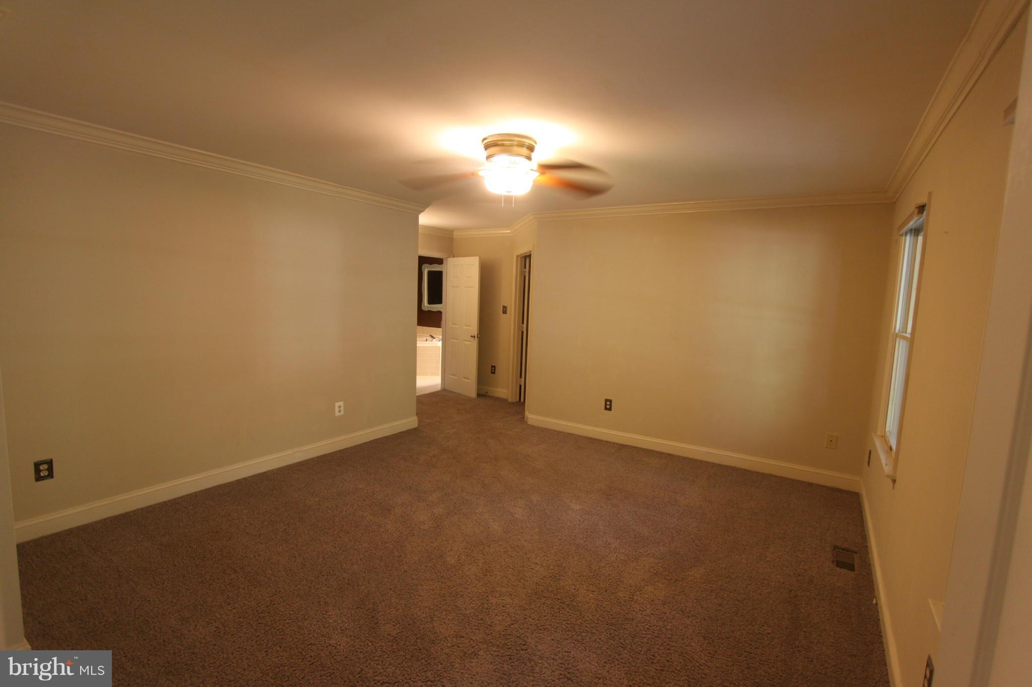 LAKE OF THE WOODS - Residential Lease