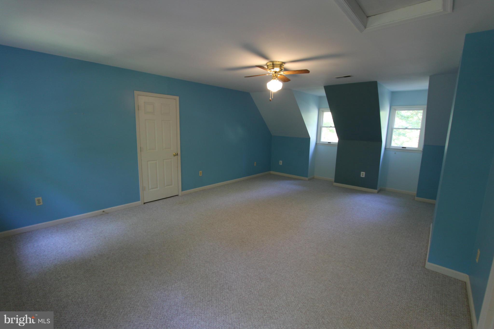 LAKE OF THE WOODS - Residential Lease