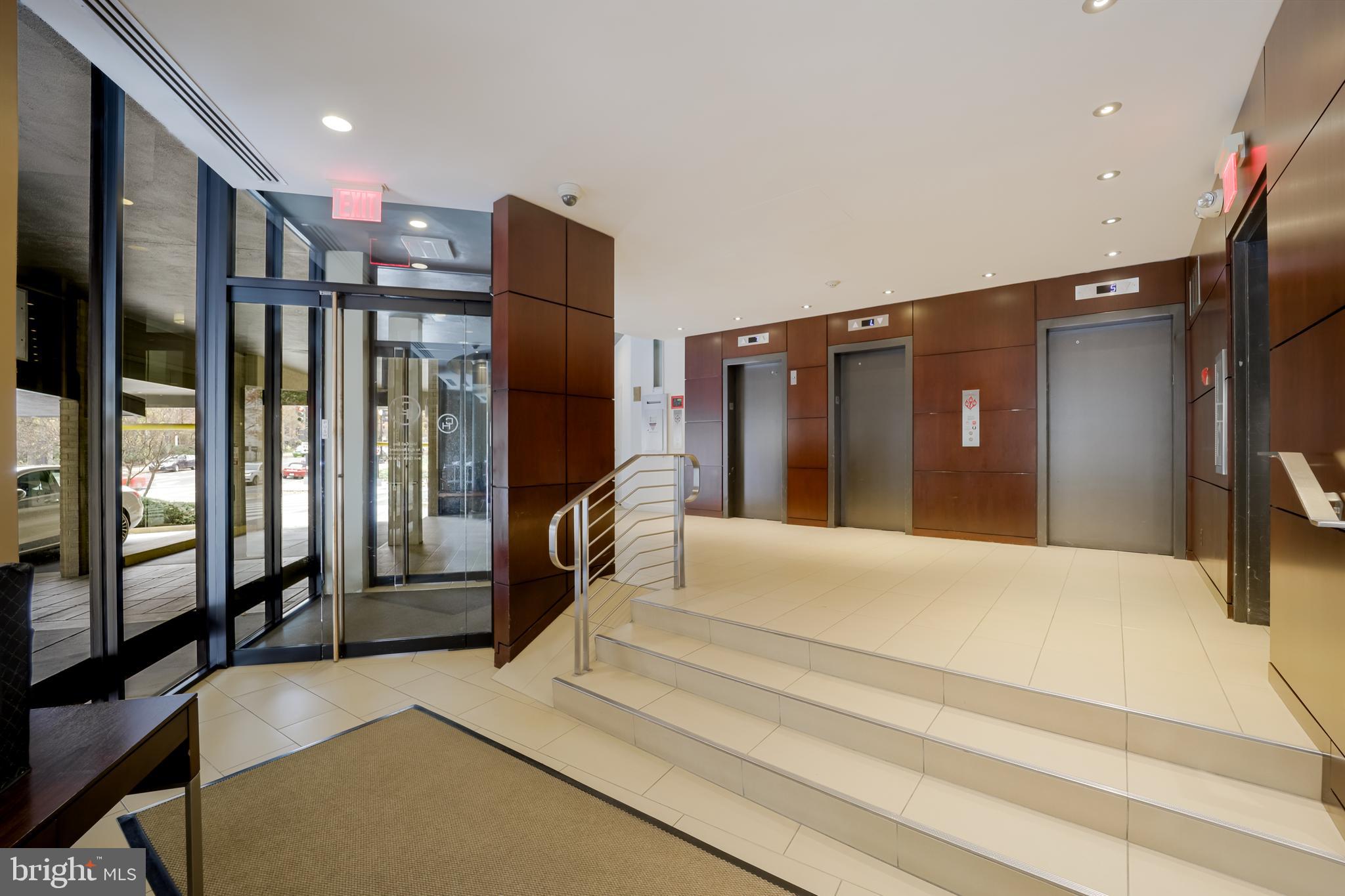 2201 L STREET NW 111