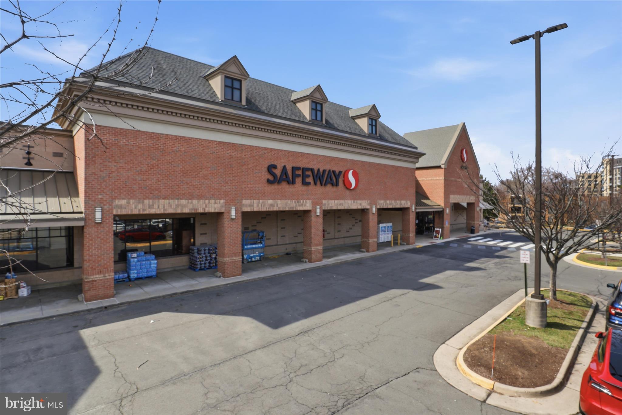 THE WESTERLIES - Residential