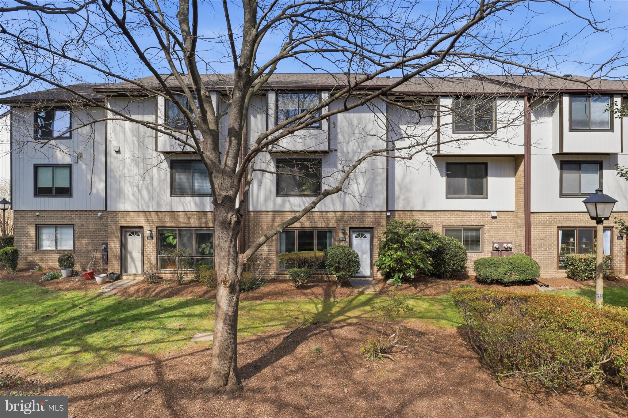 1669 WESTWIND WAY 174A