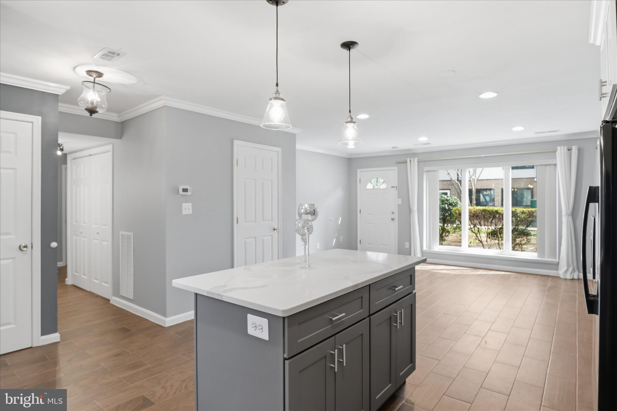 THE WESTERLIES - Residential